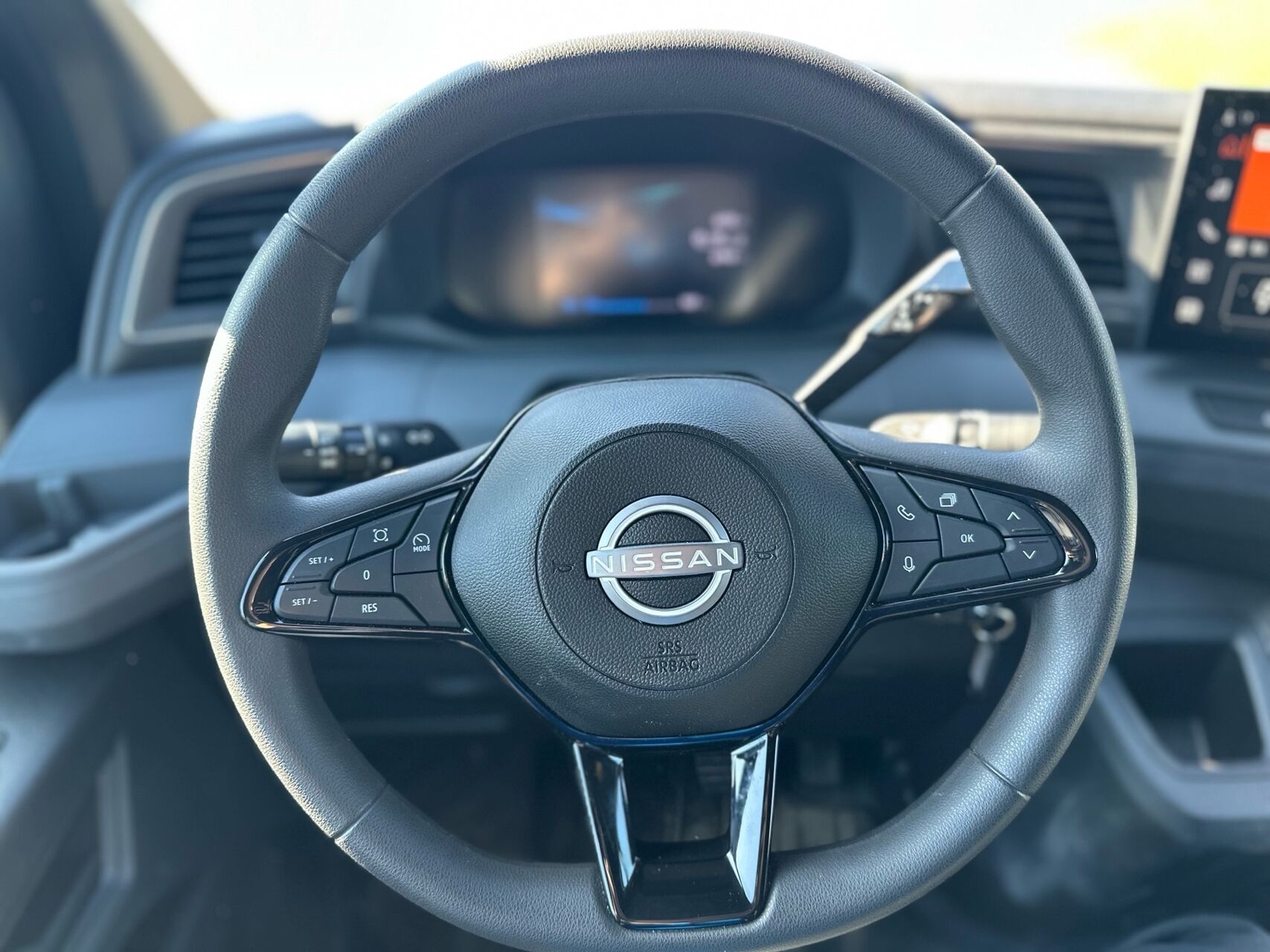 Billede af Nissan Interstar L2H2 EL Tekna 141HK Van Aut.