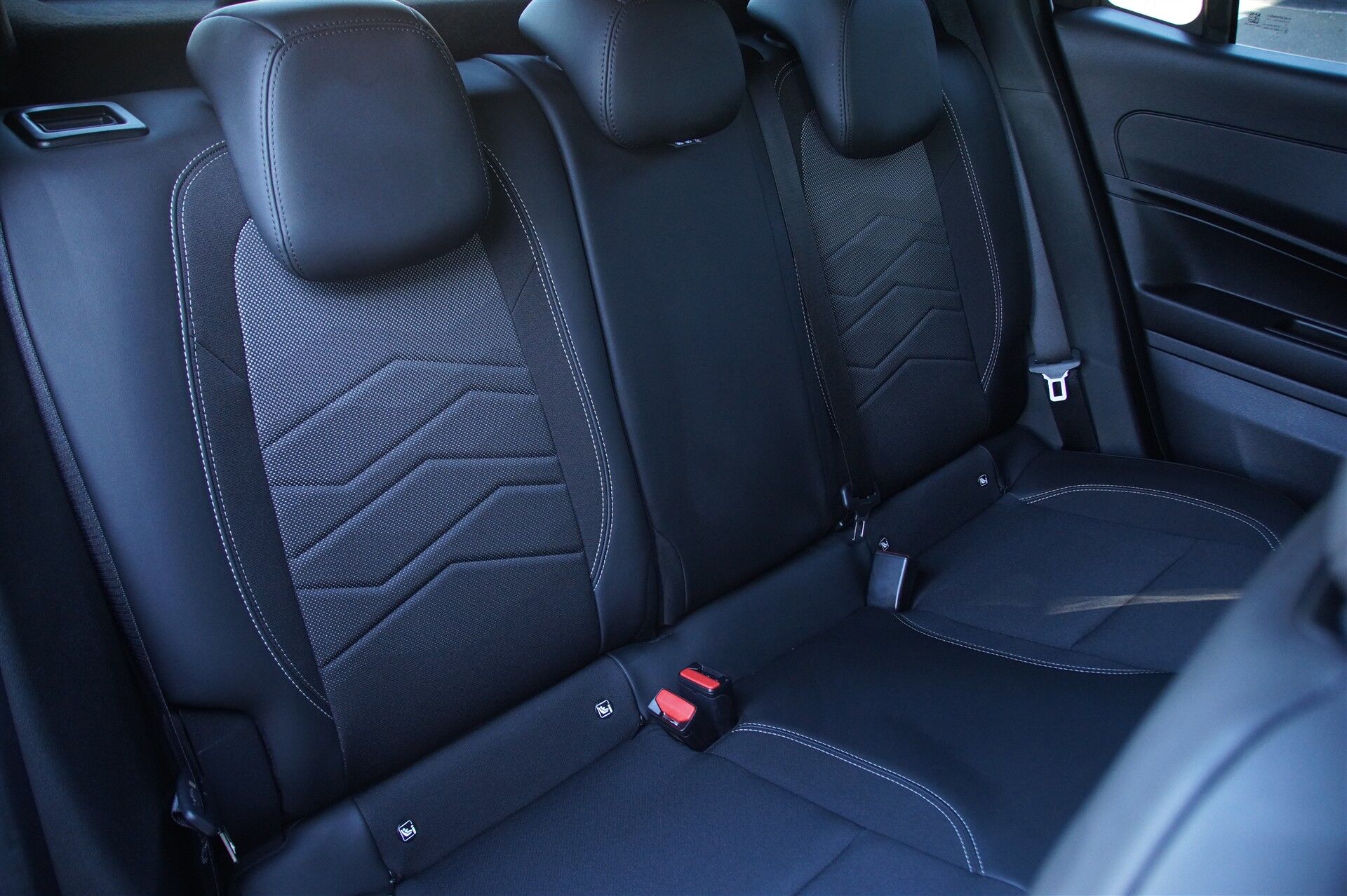 Billede af Jeep Avenger EL Summit 156HK 5d Aut.