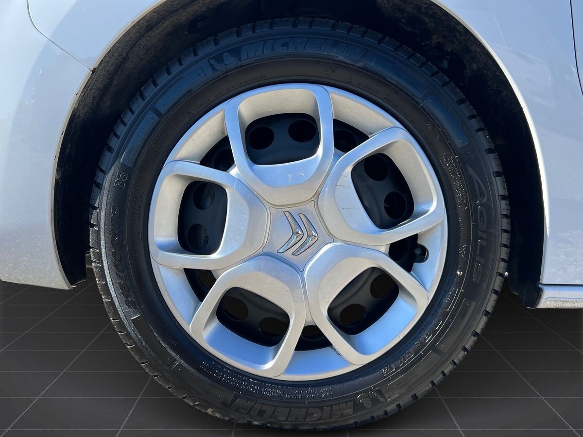Billede af Citroën Jumpy L3 2,0 Blue HDi Masterline EAT8 145HK Van 8g Aut.