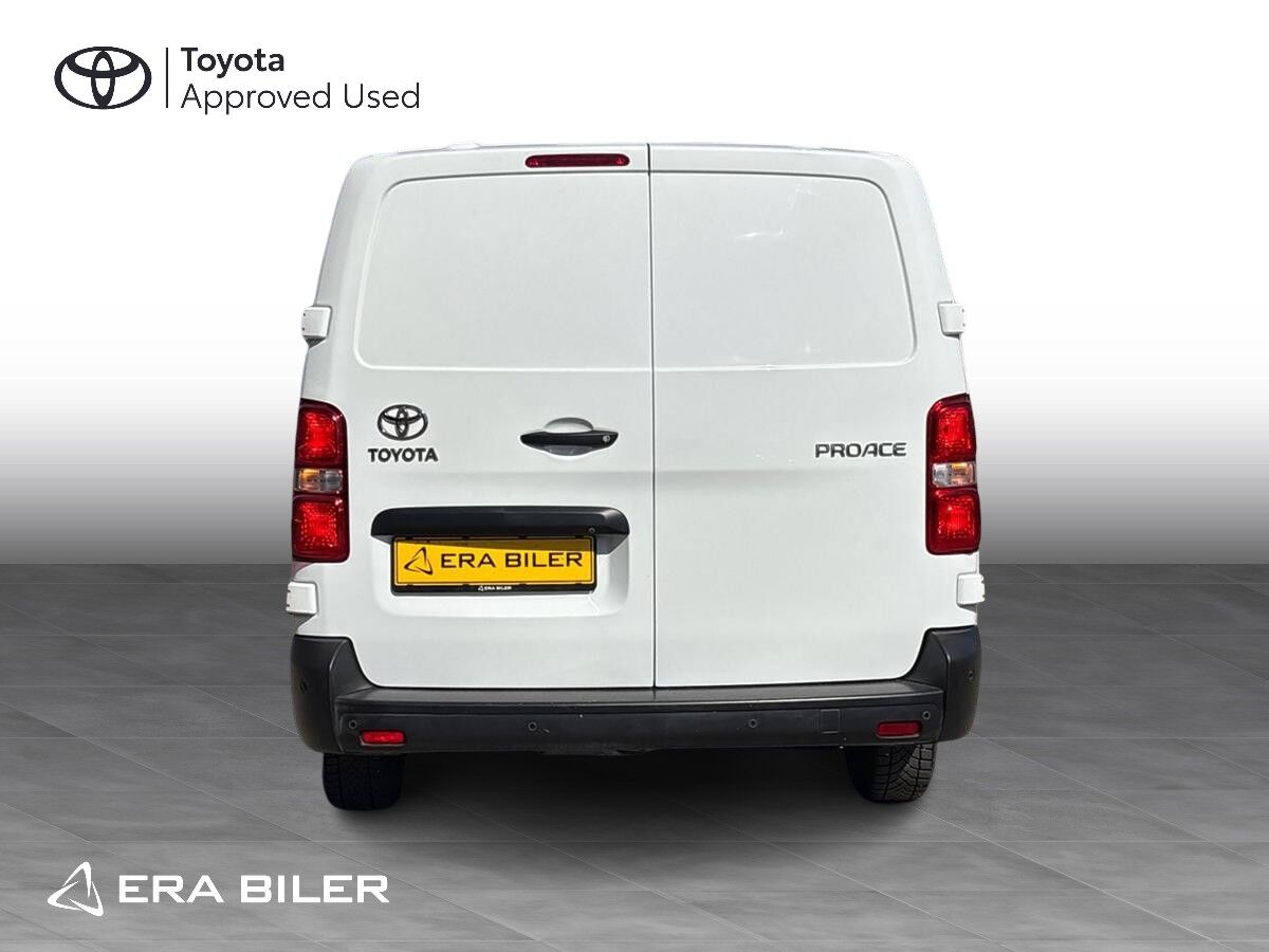 Billede af Toyota Proace Long 2,0 D Comfort Master 144HK Van 6g