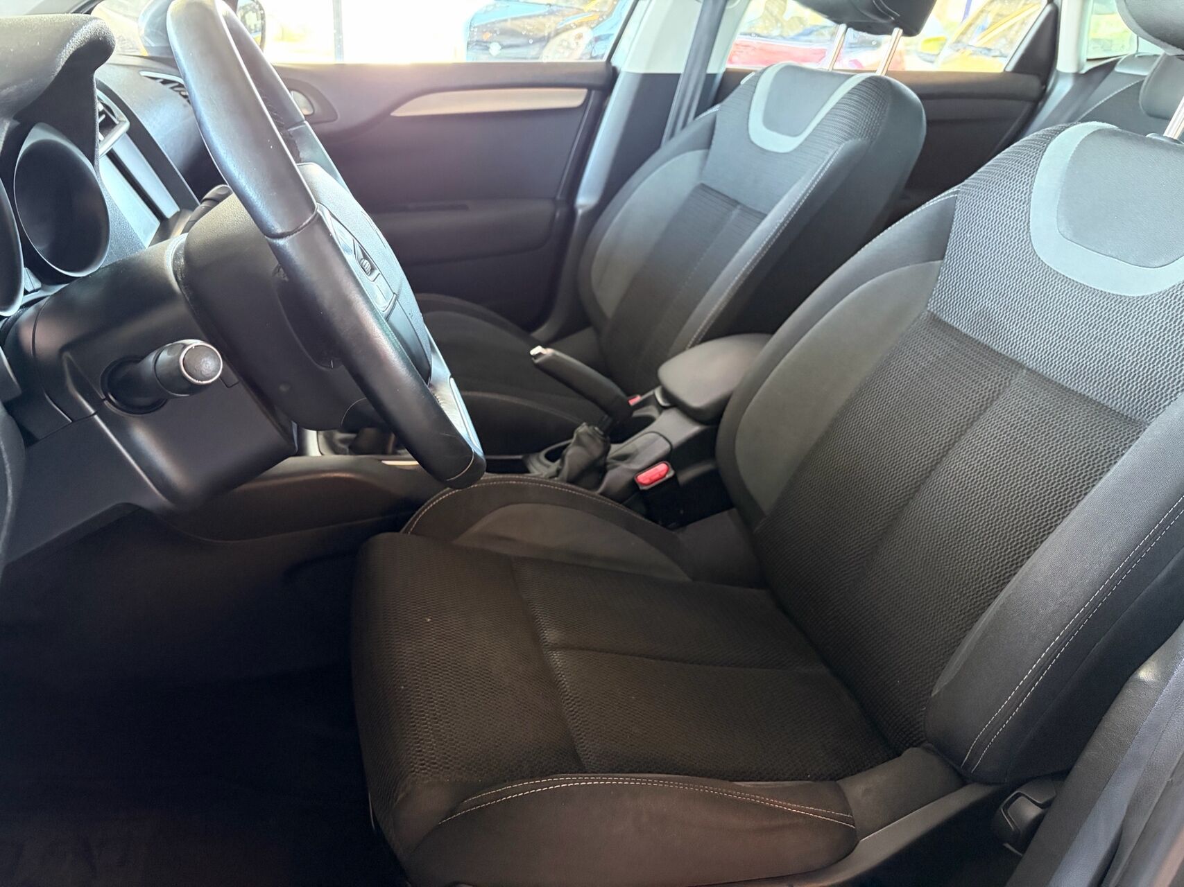 Billede af Citroën C4 1,6 Blue HDi Feel start/stop 100HK 5d