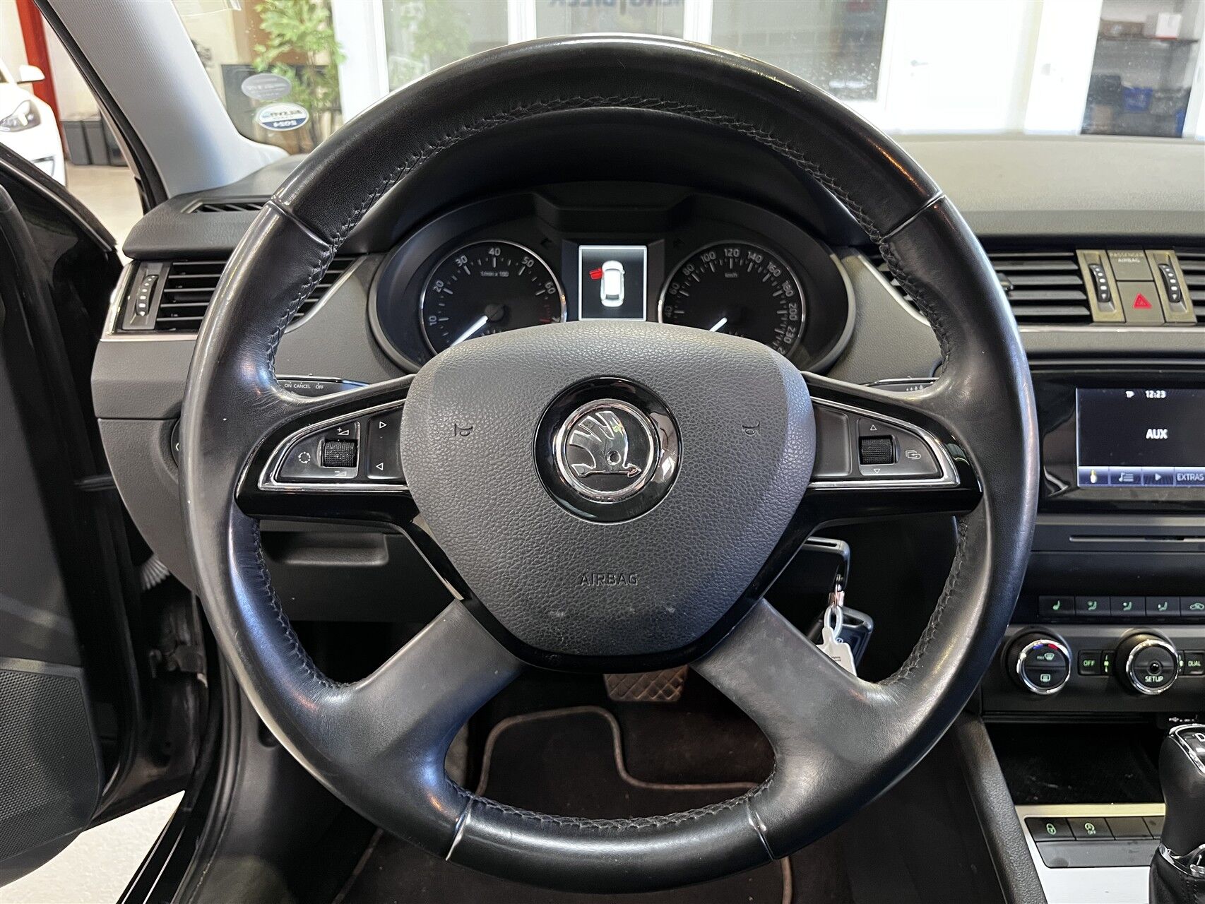 Billede af Skoda Octavia Combi 1,4 TSI Elegance DSG 140HK Stc 7g Aut.