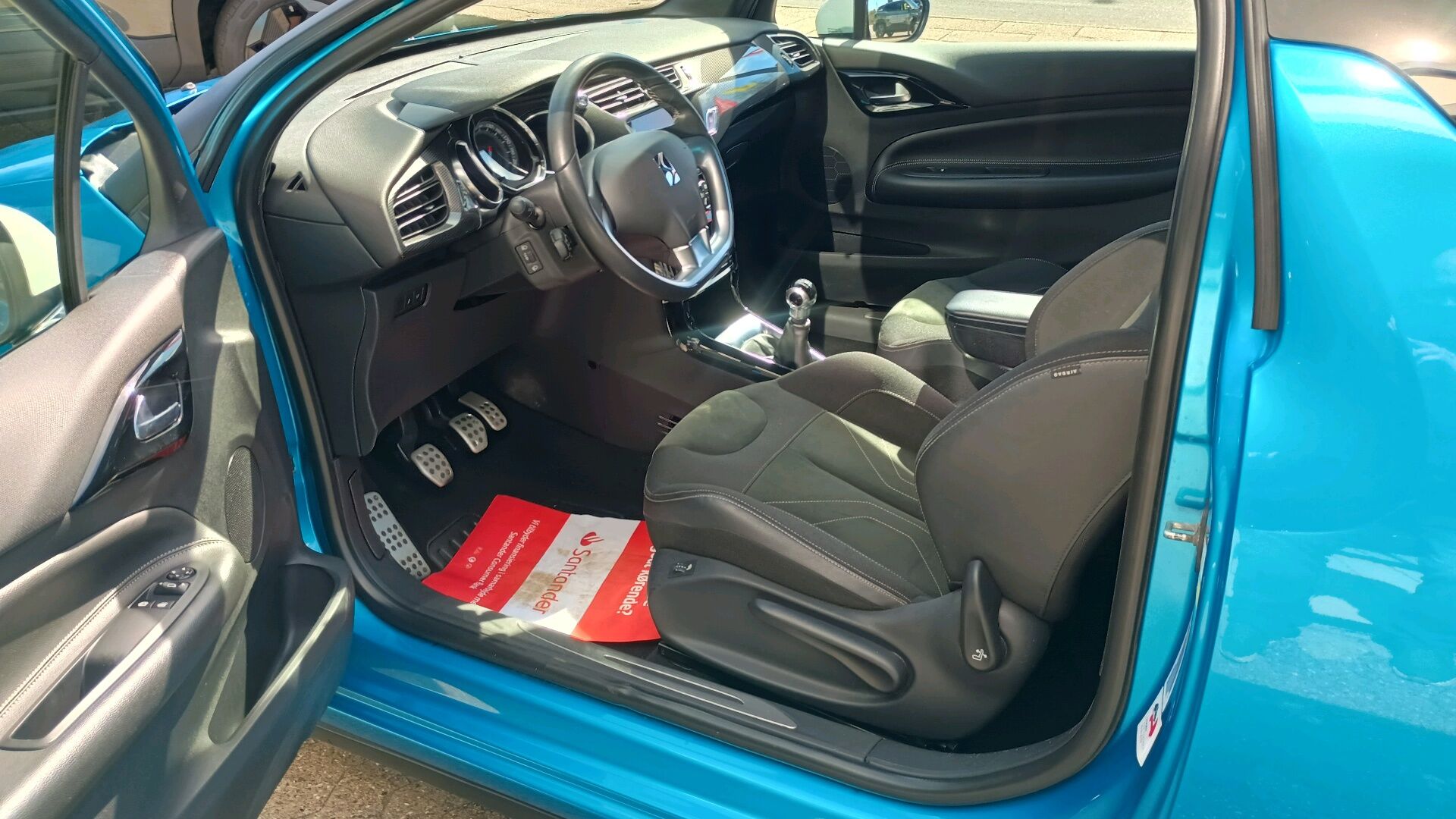 Billede af DS DS3 1,6 Blue HDi Sport start/stop 100HK 3d