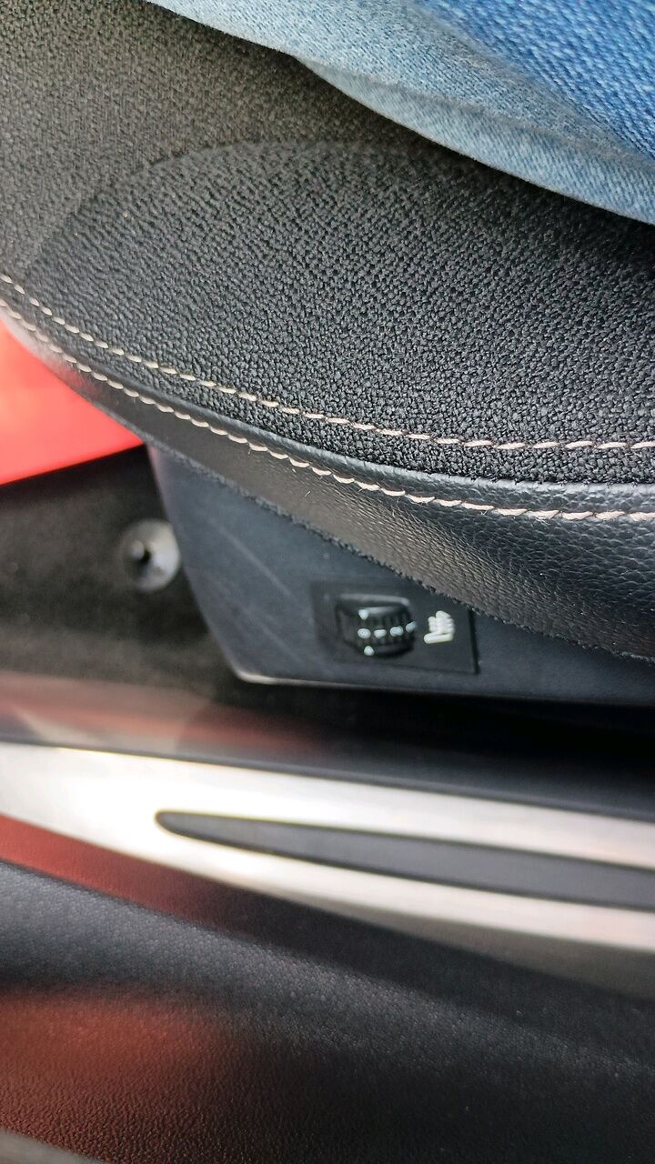 Billede af DS DS3 1,6 Blue HDi Sport start/stop 100HK 3d