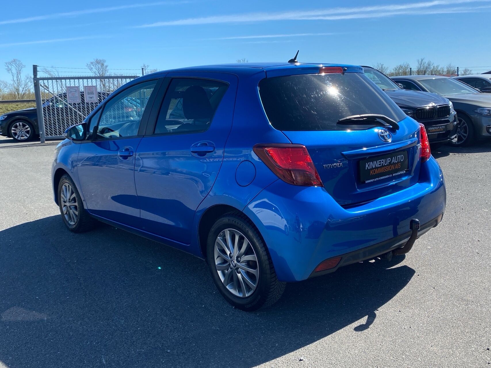 Billede af Toyota Yaris 1,0 VVT-I T2 Premium 69HK 5d