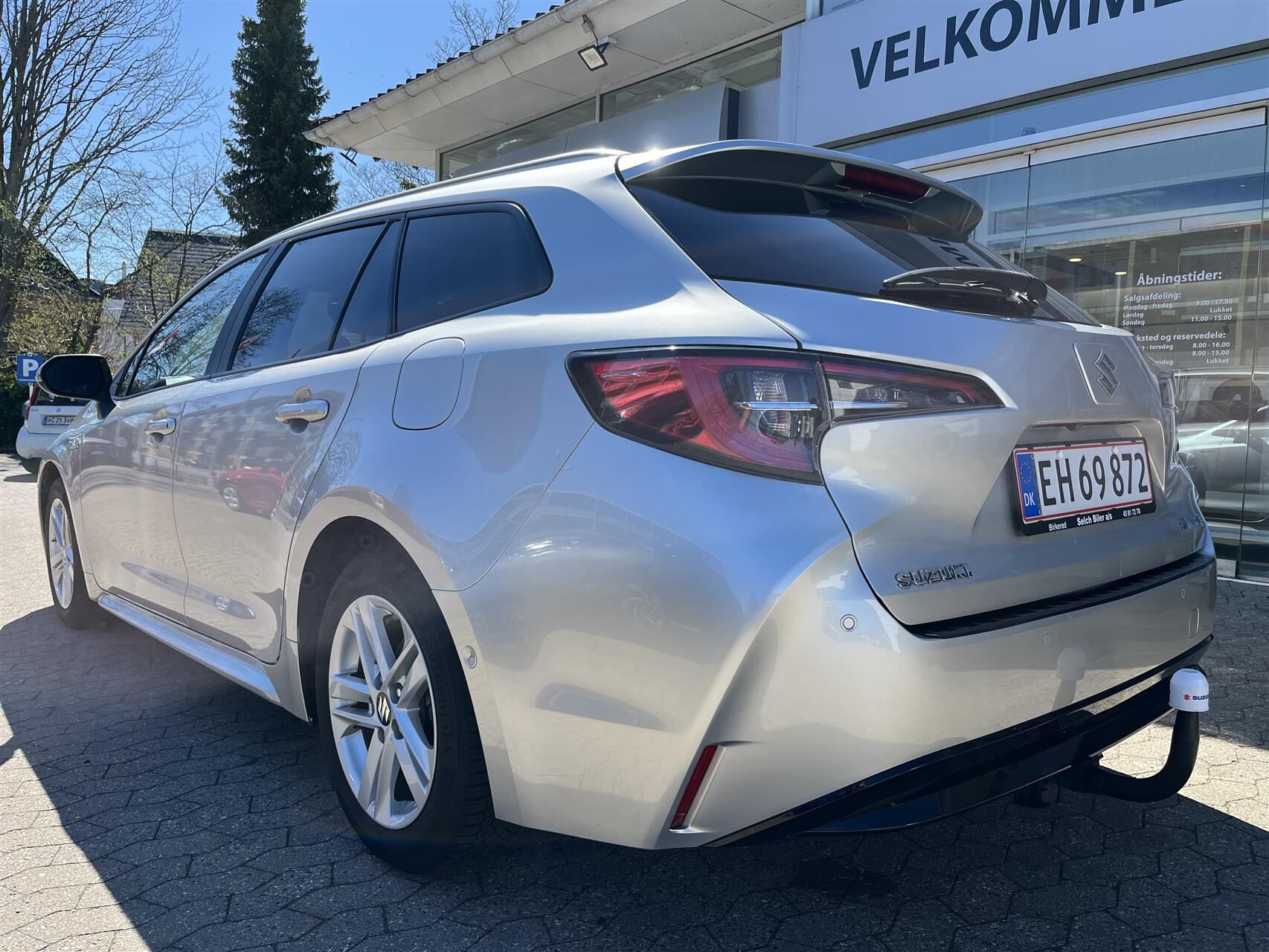 Billede af Suzuki Swace 1,8 Hybrid Exclusive E-CVT 122HK Stc Trinl. Gear