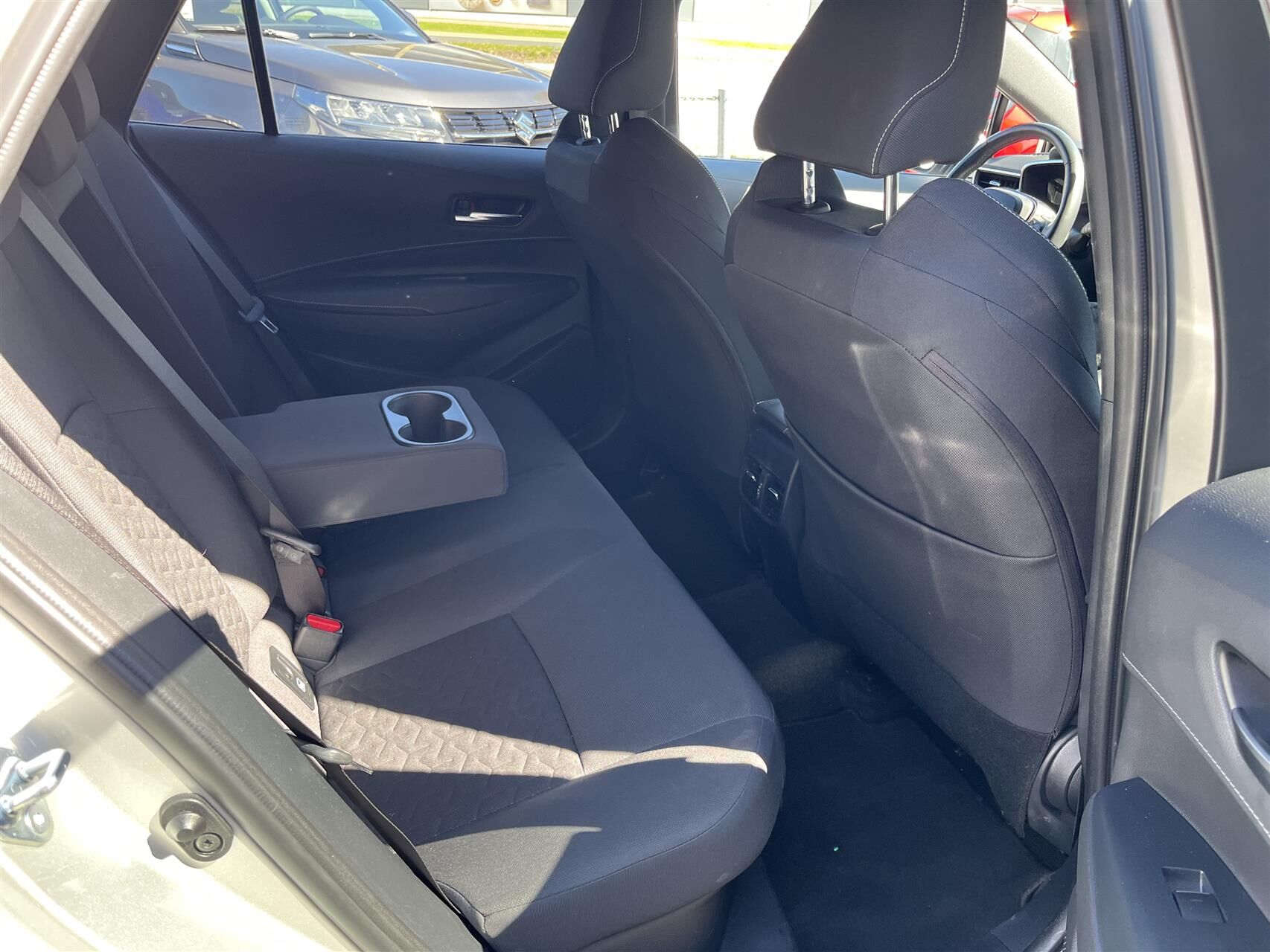 Billede af Suzuki Swace 1,8 Hybrid Exclusive E-CVT 122HK Stc Trinl. Gear
