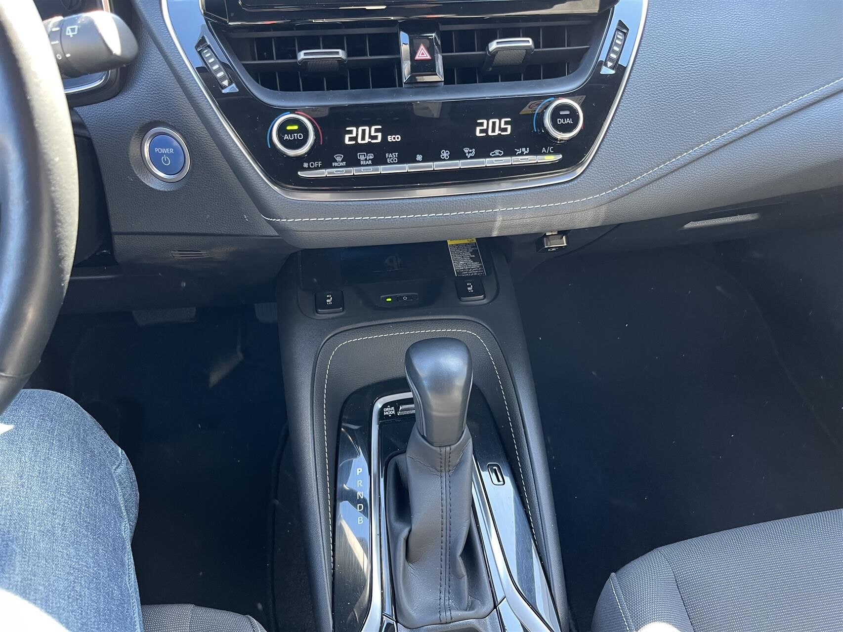 Billede af Suzuki Swace 1,8 Hybrid Exclusive E-CVT 122HK Stc Trinl. Gear