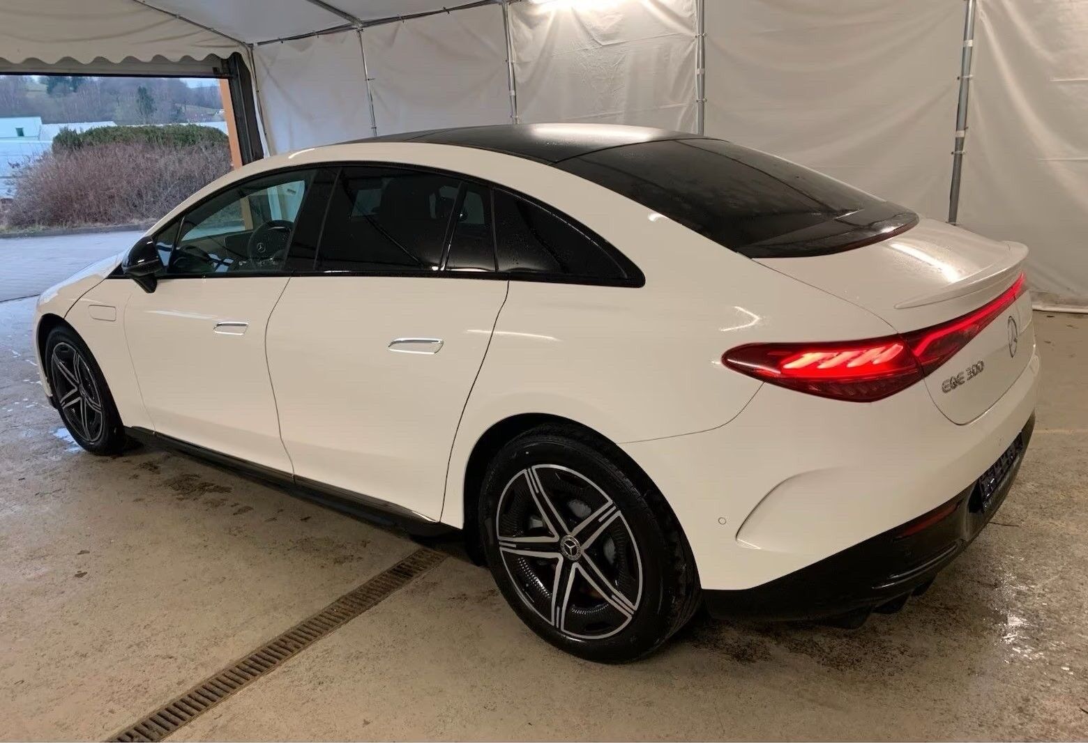 Billede af Mercedes-Benz EQE 300 EL AMG Line 245HK Aut.