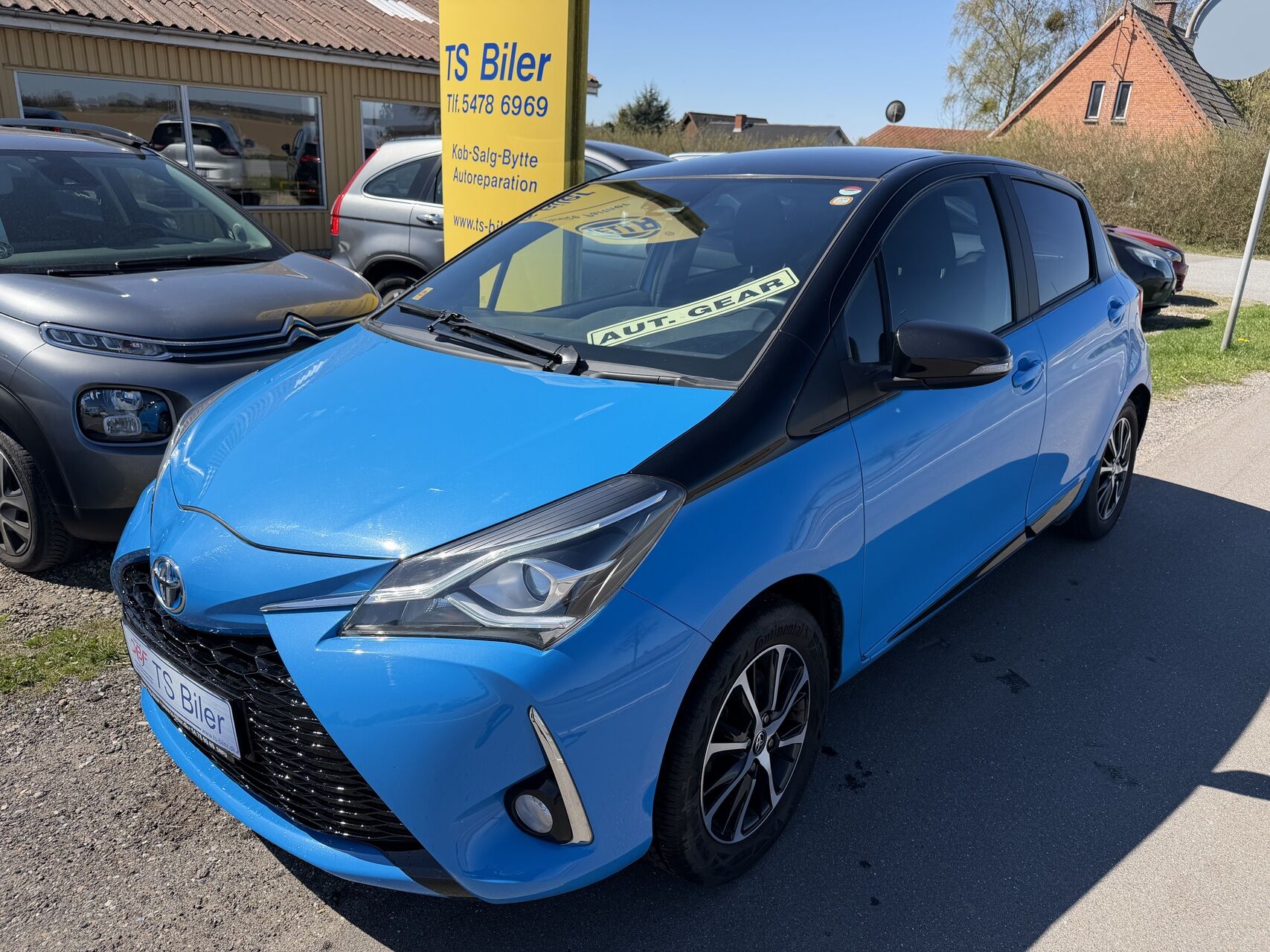 Billede af Toyota Yaris 1,5 Hybrid H3 Limited Edition E-CVT 100HK 5d Trinl. Gear