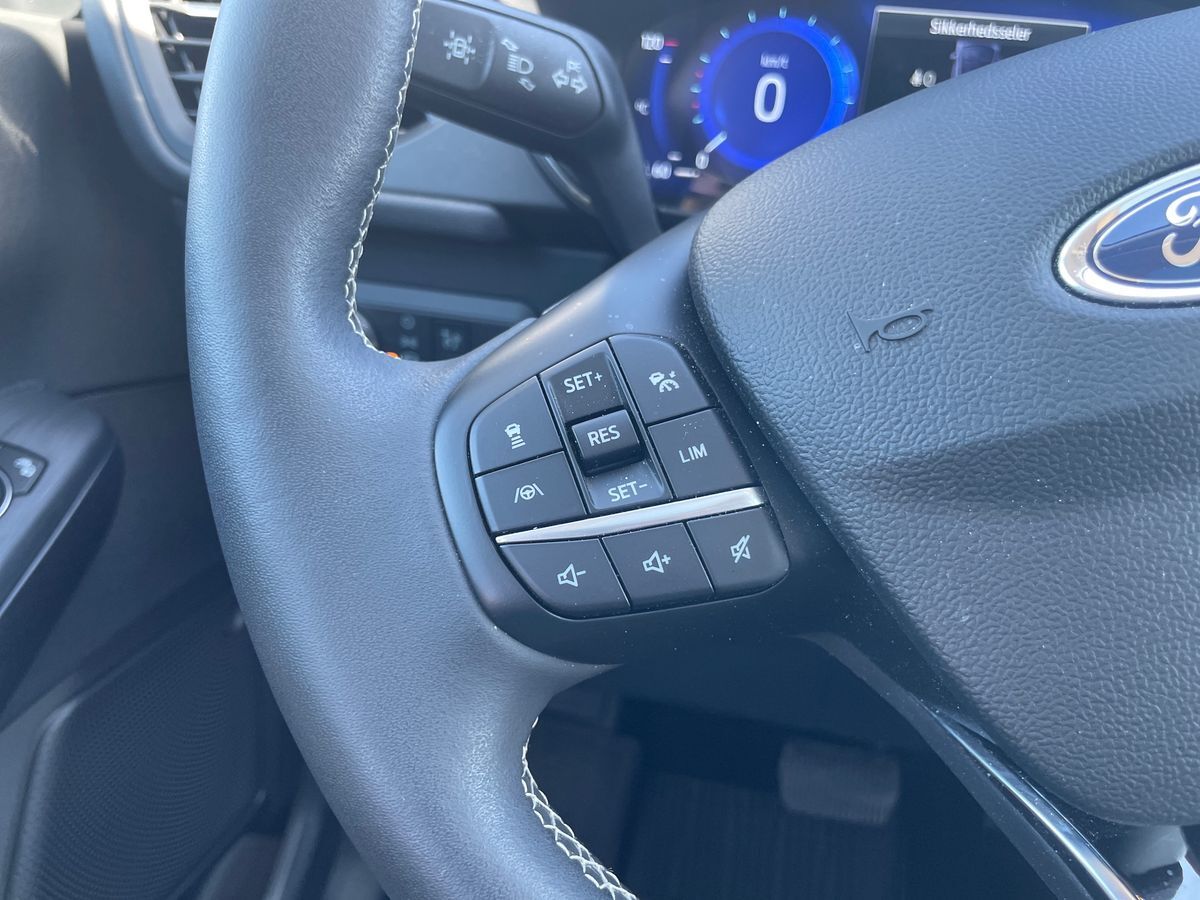 Billede af Ford Kuga 2,5 Plugin-hybrid Vignale CVT 225HK 5d Trinl. Gear