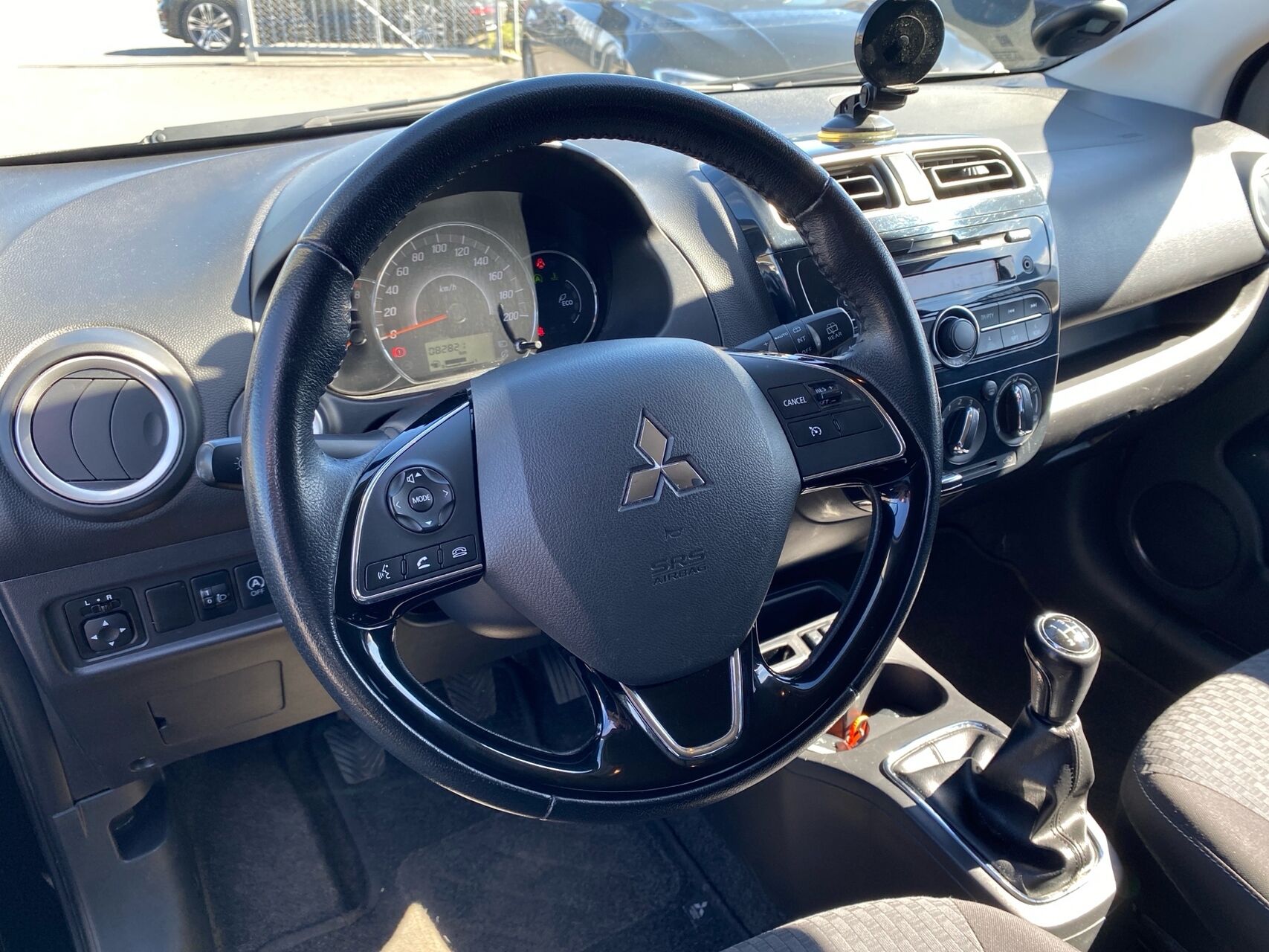 Billede af Mitsubishi Space Star 1,2 Invite+ 80HK 5d
