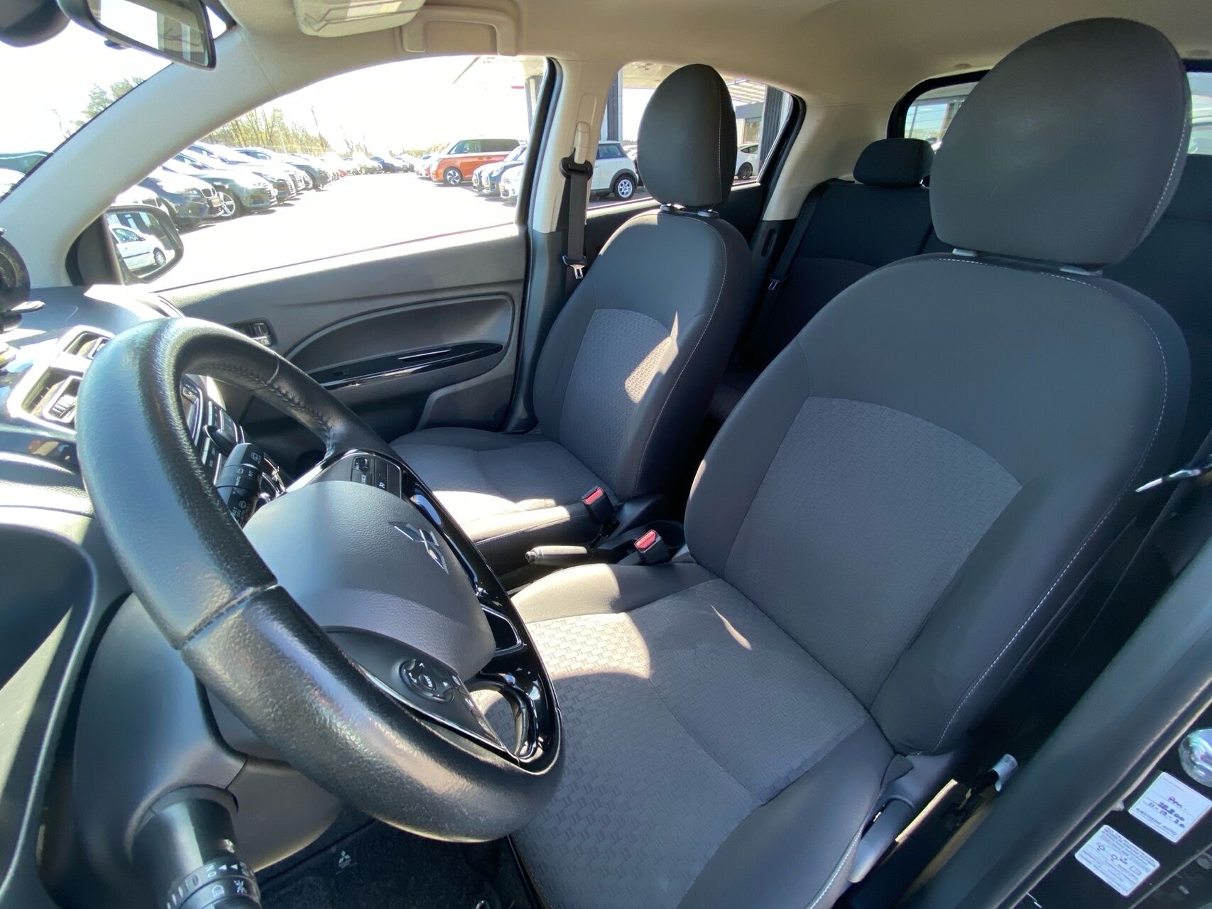 Billede af Mitsubishi Space Star 1,2 Invite+ 80HK 5d