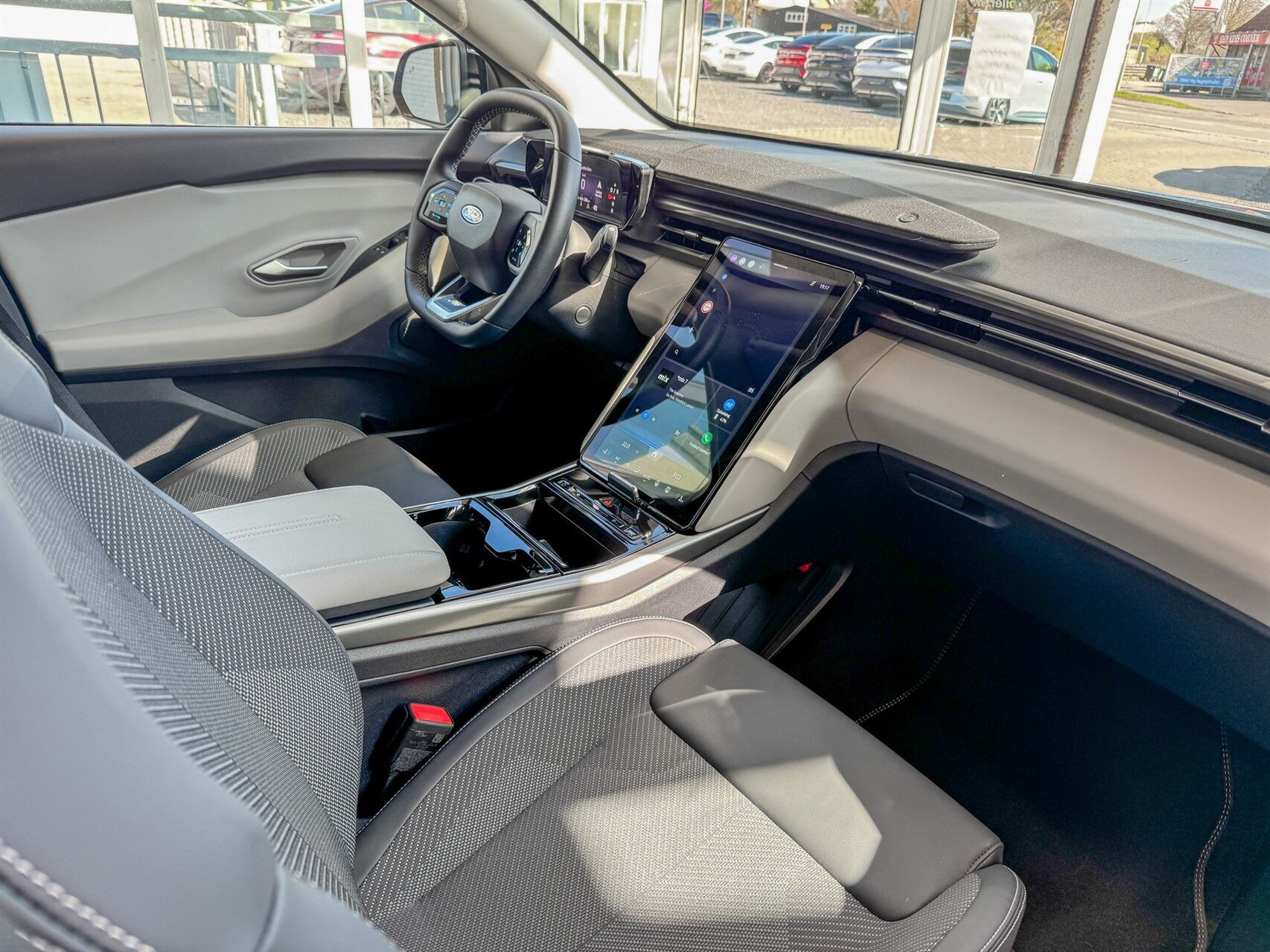 Billede af Ford Explorer EL UR Select AWD 340HK 5d Aut.