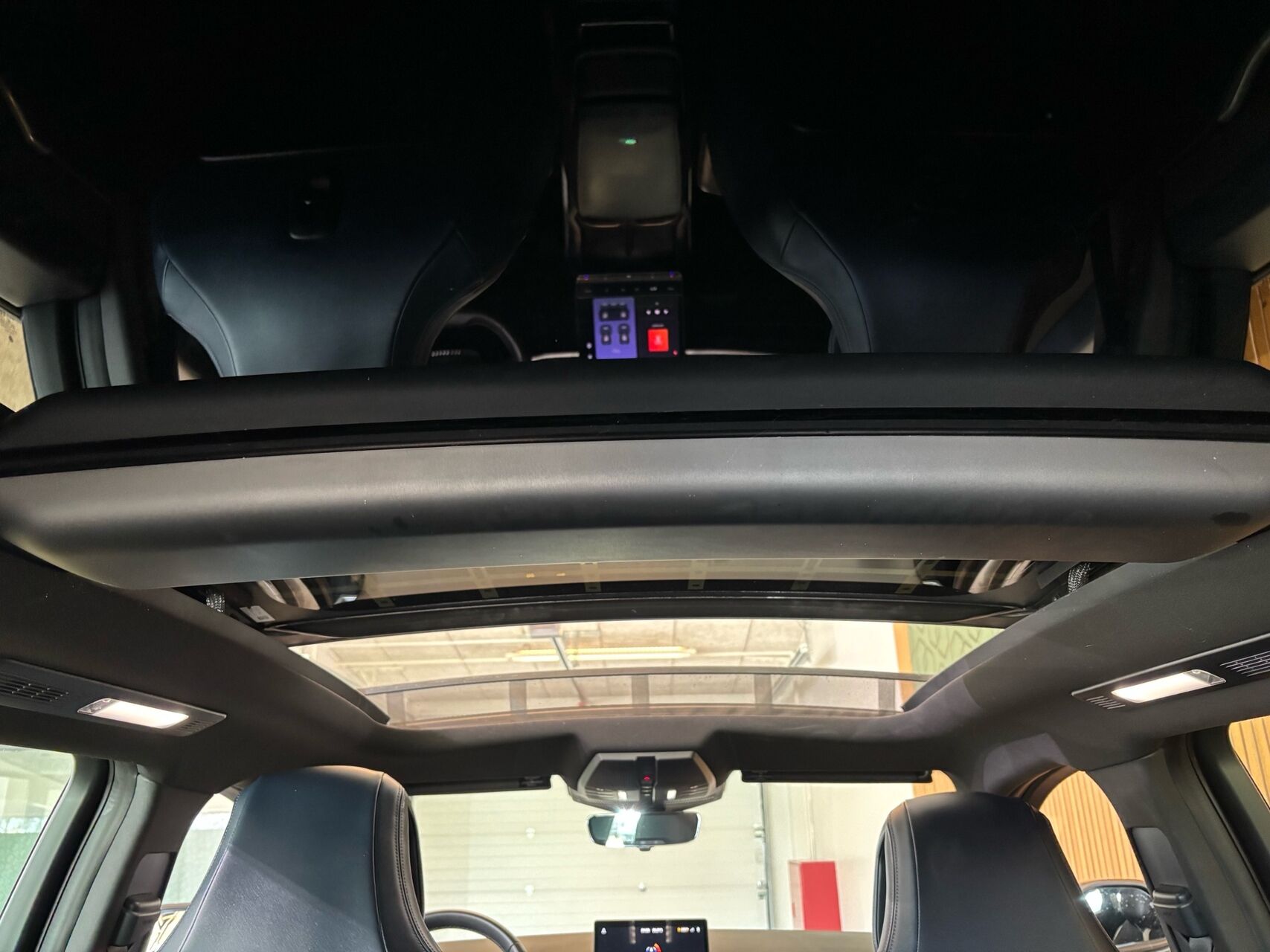 Billede af Fisker Ocean EL One 4x4 557HK 5d Aut.