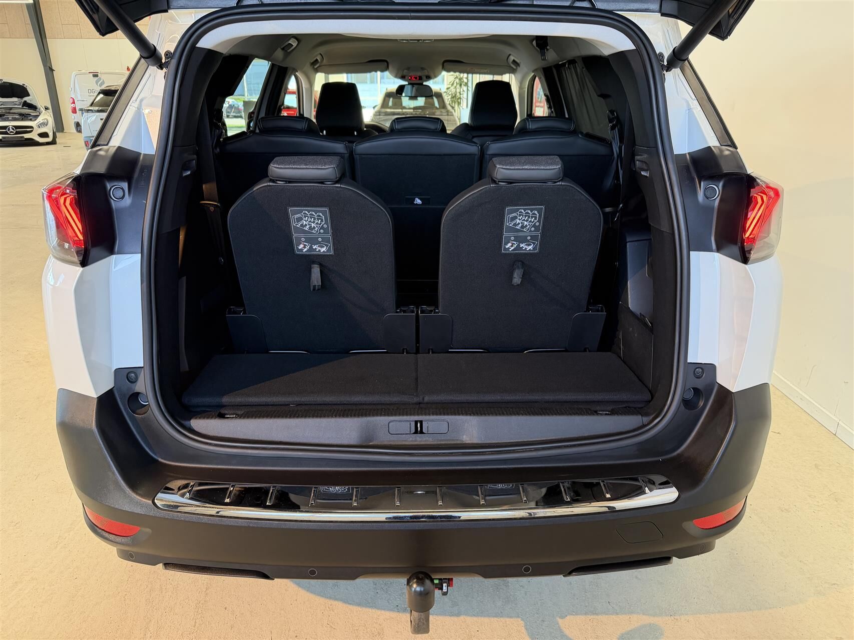 Billede af Peugeot 5008 1,5 BlueHDi Allure Pack EAT8 130HK 5d 8g Aut.