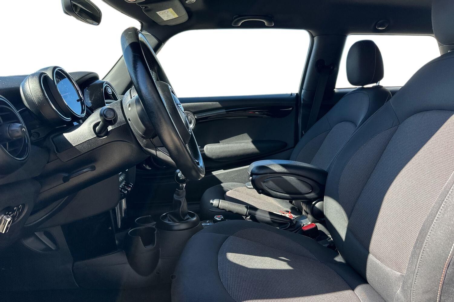 Billede af Mini Cooper 1,5 Connected 136HK 3d 6g