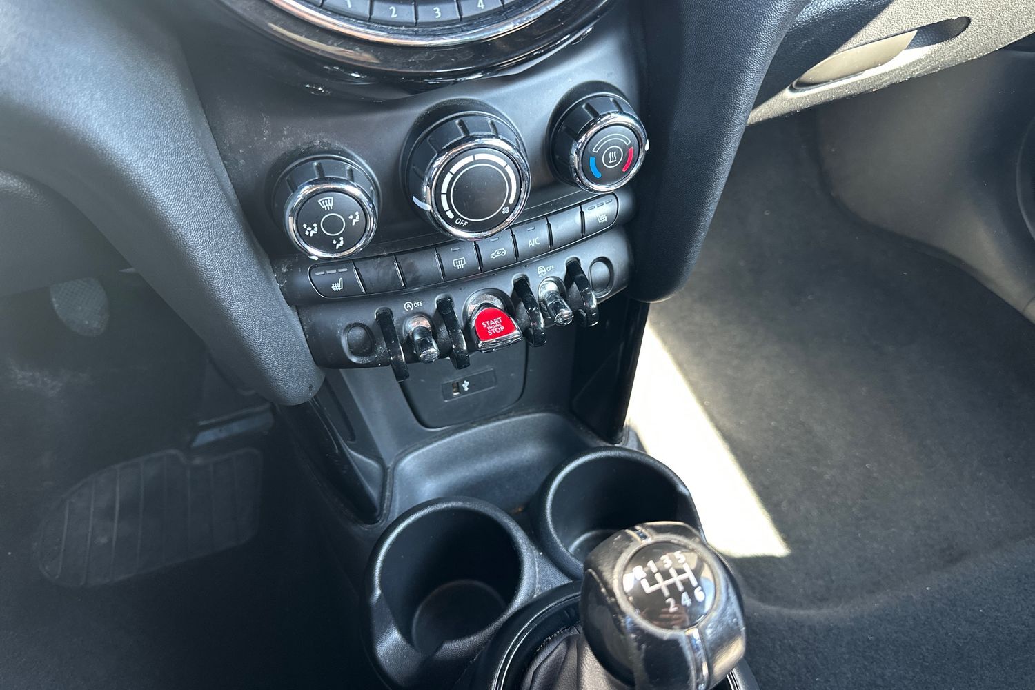 Billede af Mini Cooper 1,5 Connected 136HK 3d 6g