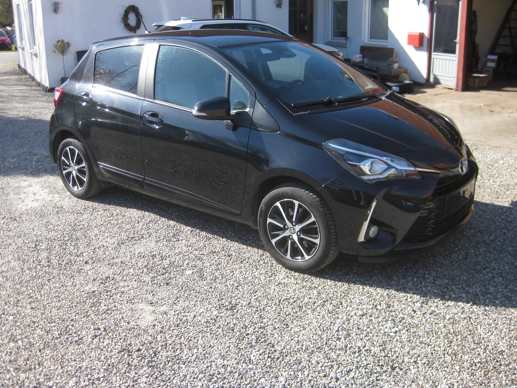 Billede af Toyota Yaris 1,5 VVT-I T2 Premium 111HK 5d 6g