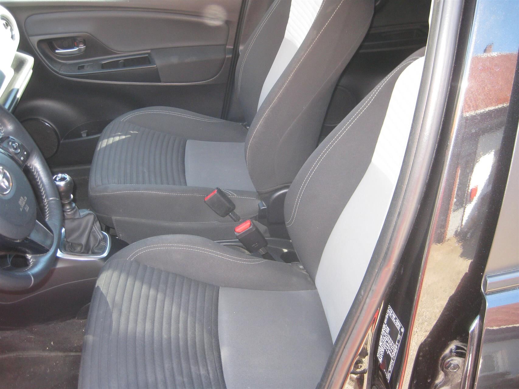 Billede af Toyota Yaris 1,5 VVT-I T2 Premium 111HK 5d 6g