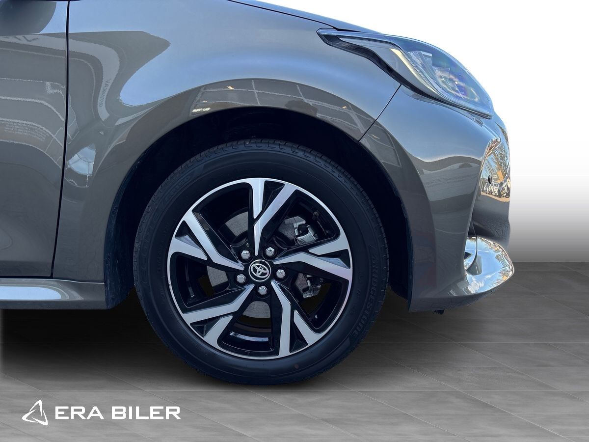 Billede af Toyota Yaris 1,5 Hybrid Style Technology 116HK 5d Trinl. Gear
