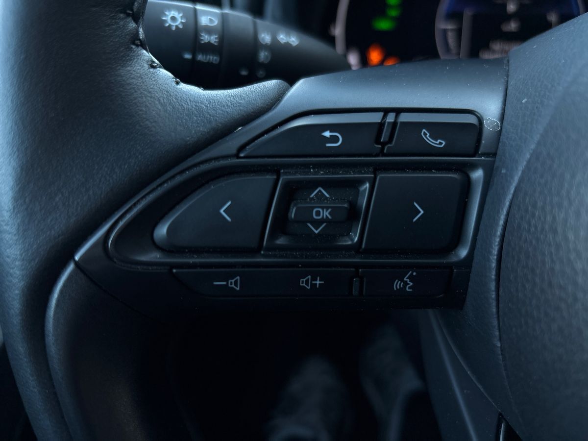 Billede af Toyota Yaris 1,5 Hybrid Style Technology 116HK 5d Trinl. Gear