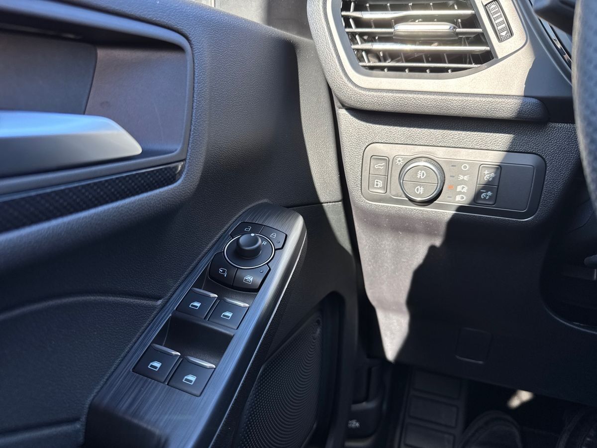 Billede af Ford Kuga 2,5 Plugin-hybrid ST-Line X CVT 225HK 5d Trinl. Gear