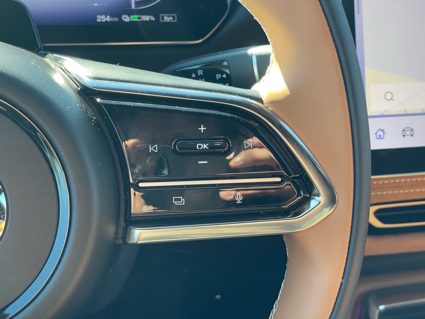 Billede af Mazda 6e EL Takumi Plus 245HK 5d Aut.