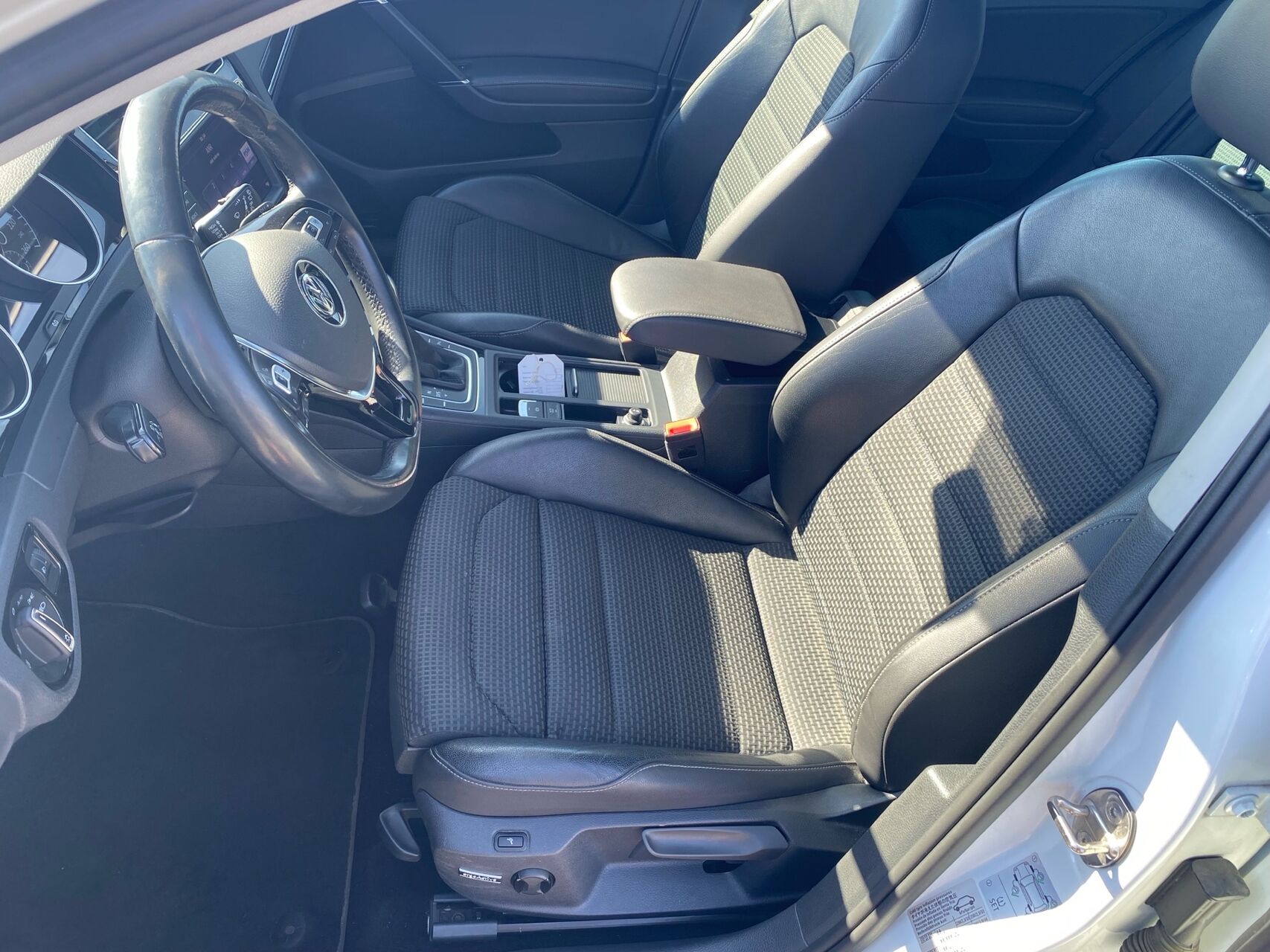 Billede af VW Golf Variant 2,0 TDI BMT Highline DSG 150HK Stc 6g Aut.