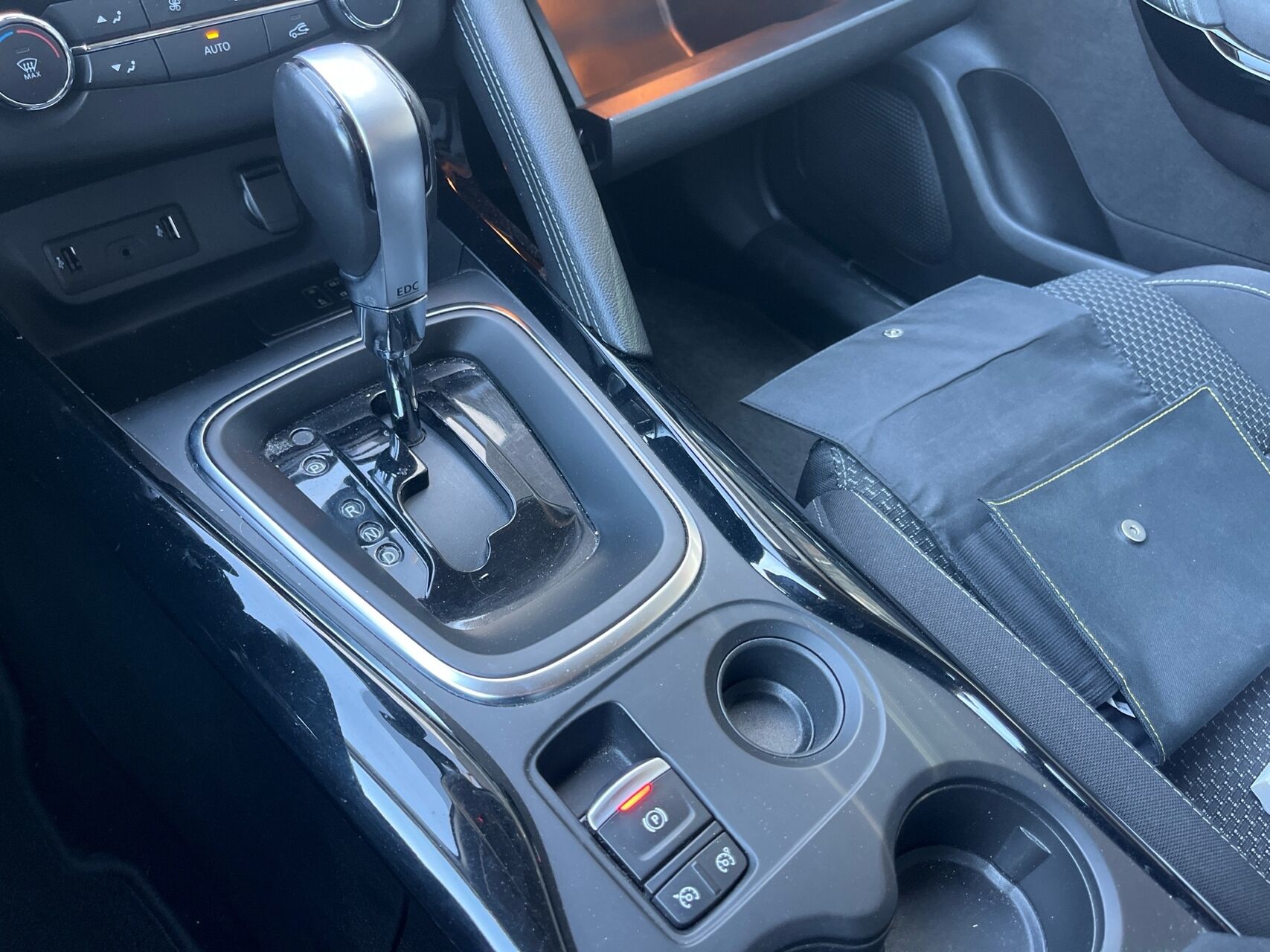 Billede af Renault Kadjar 1,6 Energy TCe Zen EDC 130HK 5d 7g Aut.