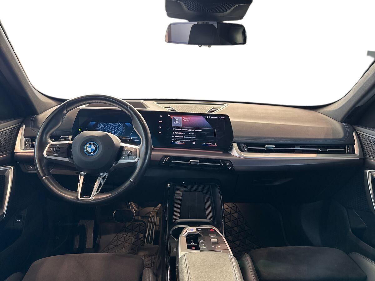 Billede af BMW iX1 xDrive30 EL M-Sport 4x4 313HK 5d Aut.