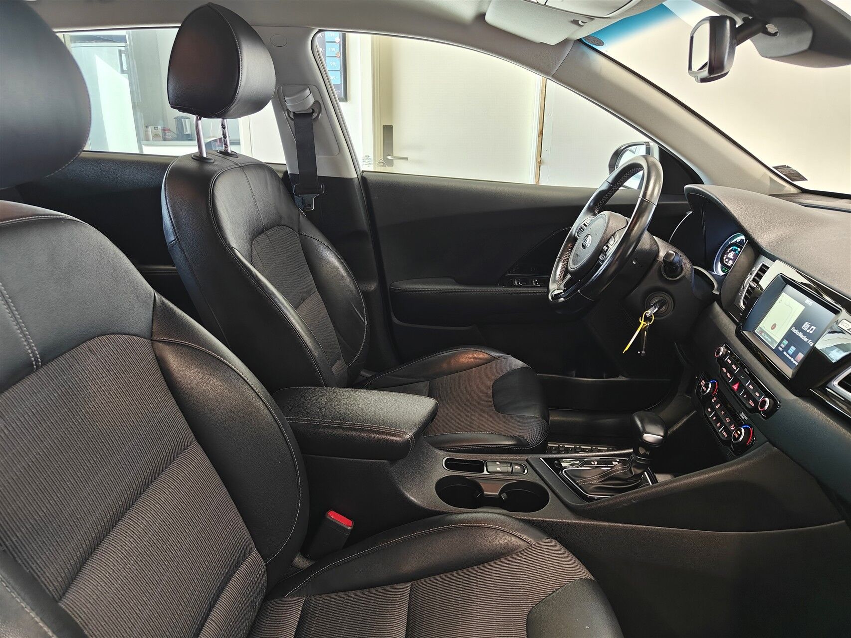 Billede af Kia Niro 1,6 GDI PHEV  Plugin-hybrid Comfort DCT 141HK 5d 6g Aut.