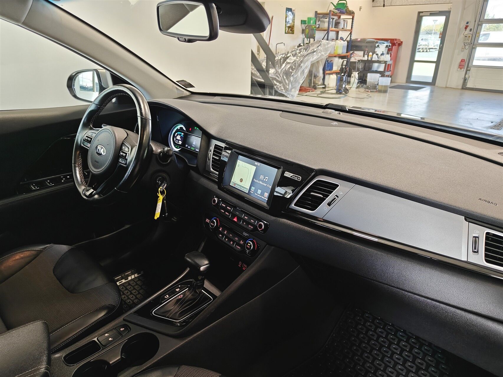 Billede af Kia Niro 1,6 GDI PHEV  Plugin-hybrid Comfort DCT 141HK 5d 6g Aut.