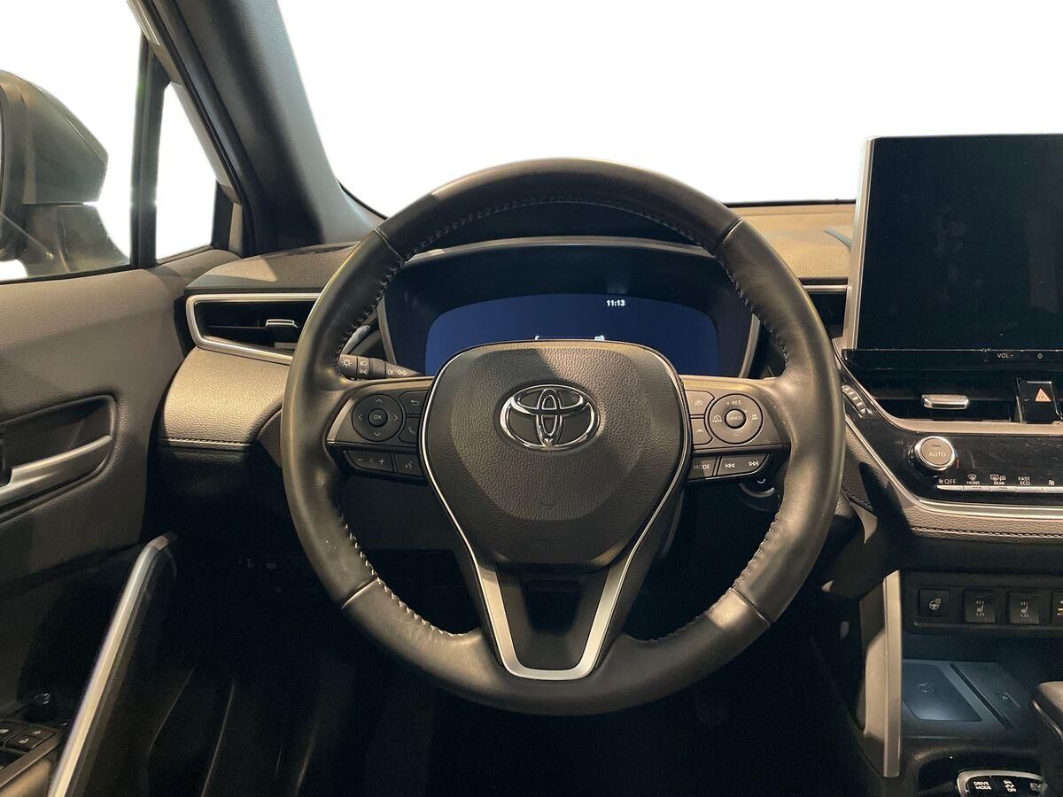 Billede af Toyota Corolla Cross 2,0 Hybrid Style Comfort E-CVT 197HK 5d Aut.