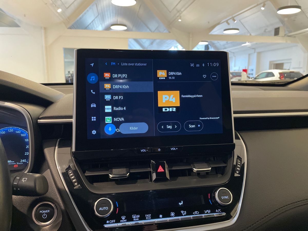 Billede af Toyota Corolla Cross 2,0 Hybrid Style Comfort E-CVT 197HK 5d Aut.