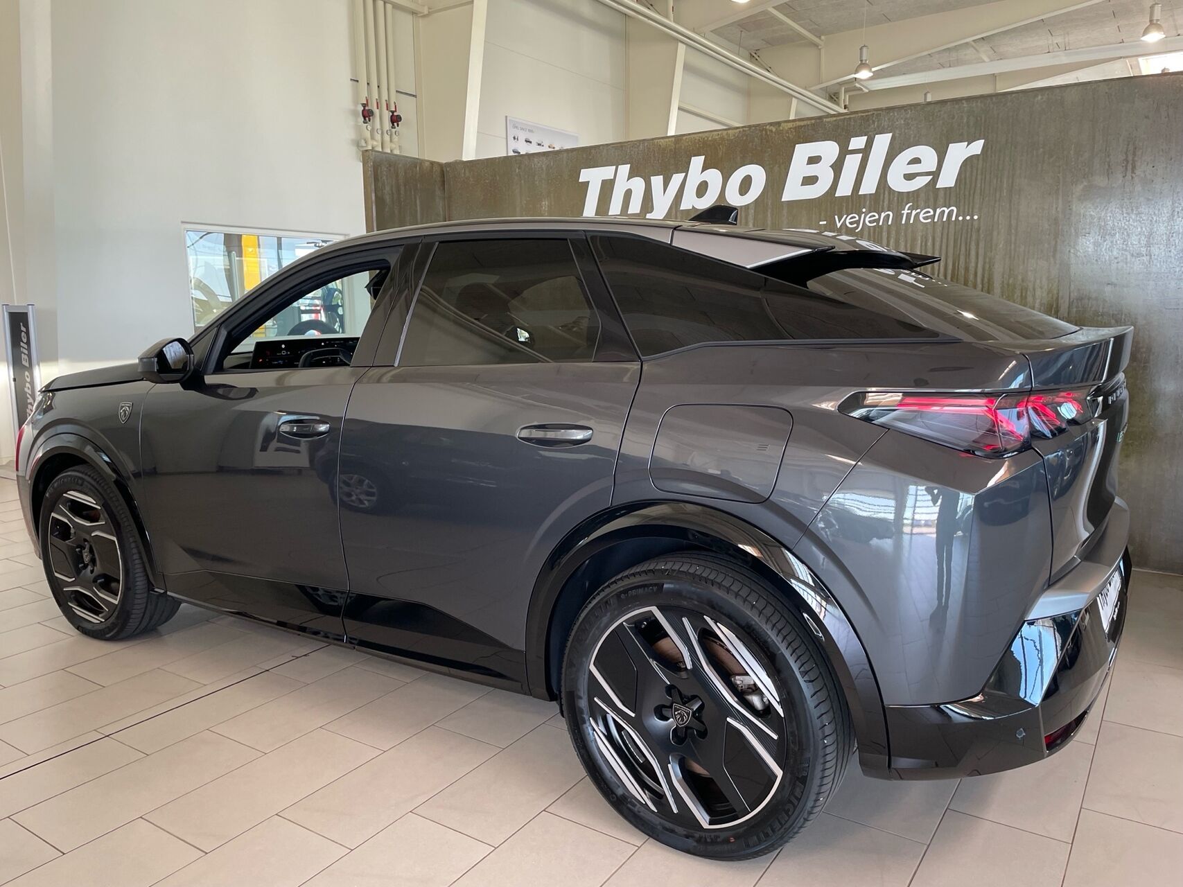 Billede af Peugeot e-3008 EL GT 210HK 5d Aut.