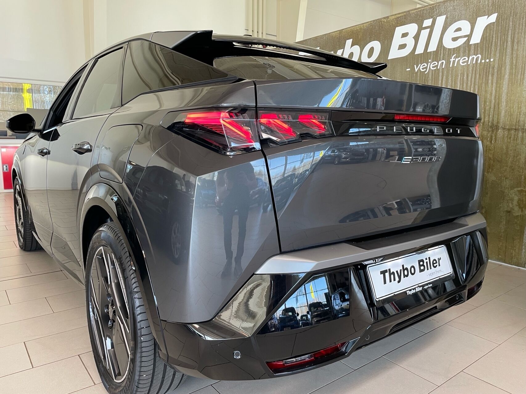 Billede af Peugeot e-3008 EL GT 210HK 5d Aut.