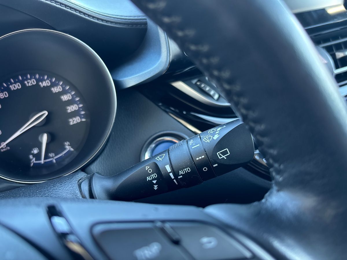 Billede af Toyota C-HR 2,0 Hybrid C-LUB Smart Multidrive S 184HK 5d Aut.