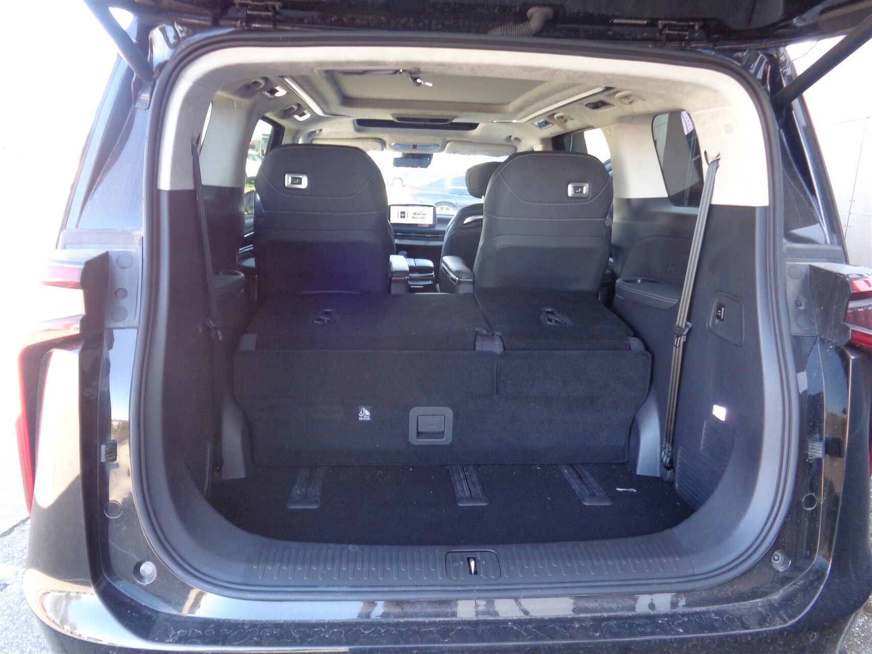 Billede af Maxus Mifa 9 EL Luxery 245HK Aut.