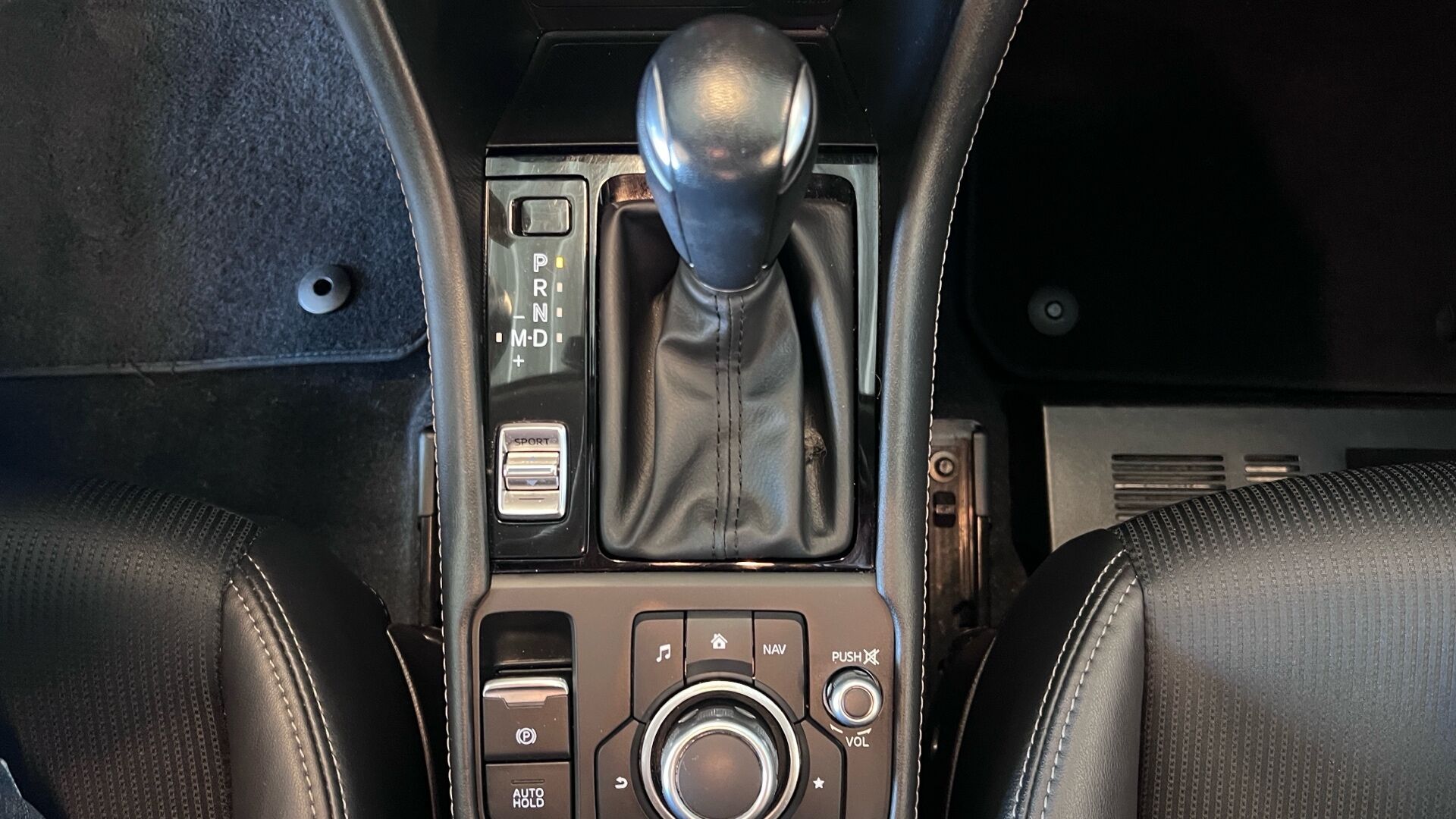 Billede af Mazda CX-3 2,0 Skyactiv-G Optimum 121HK 5d 6g Aut.