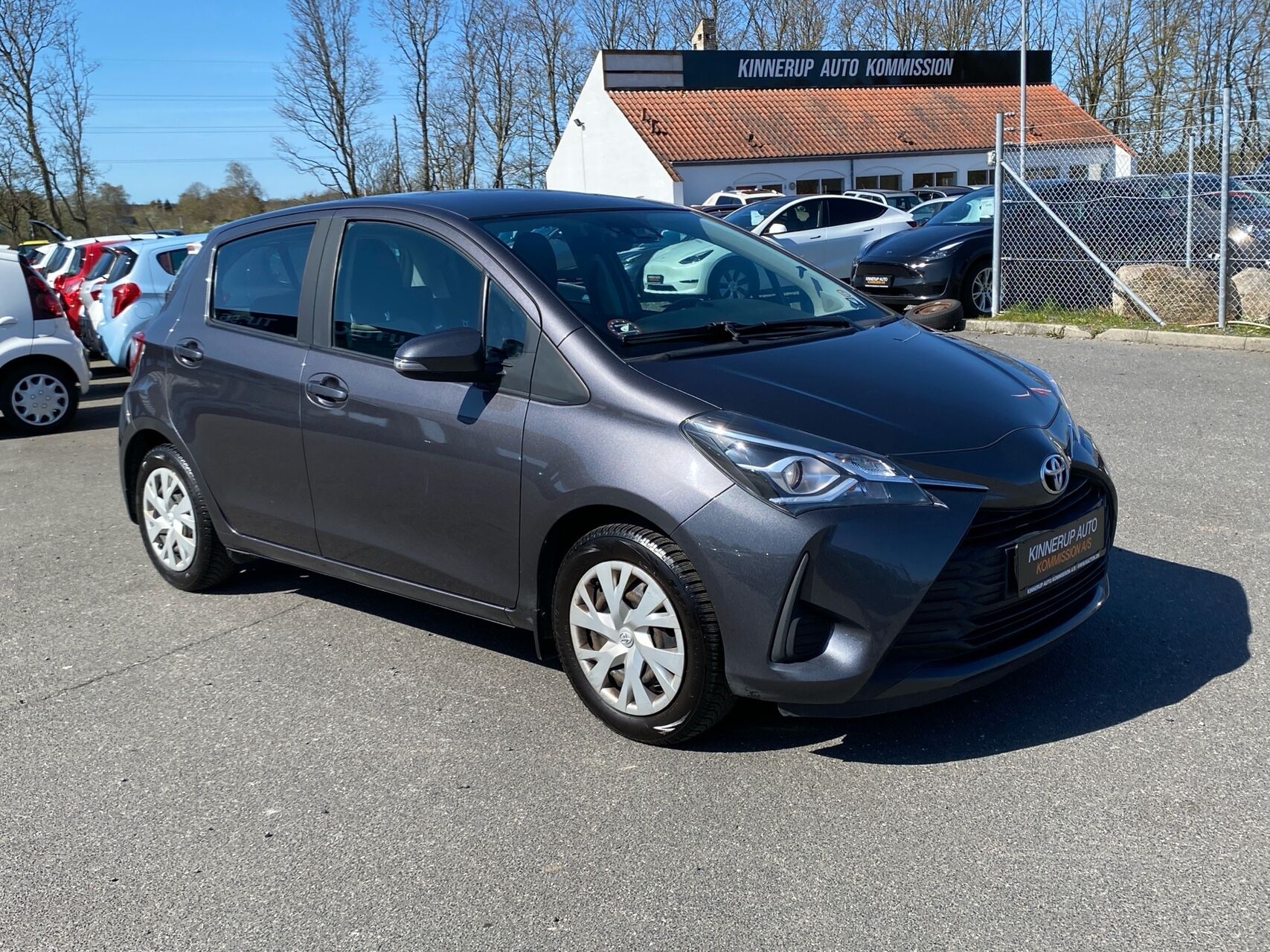 Billede af Toyota Yaris 1,0 VVT-I T2 69HK 5d