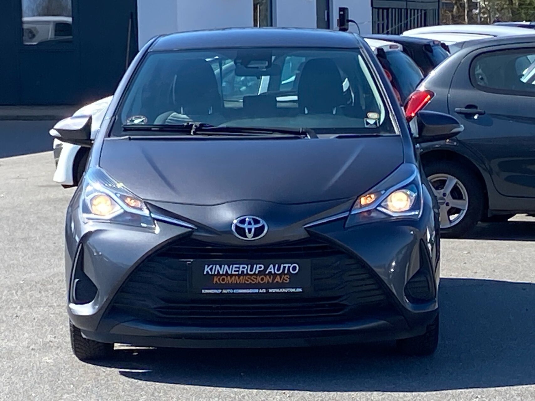 Billede af Toyota Yaris 1,0 VVT-I T2 69HK 5d