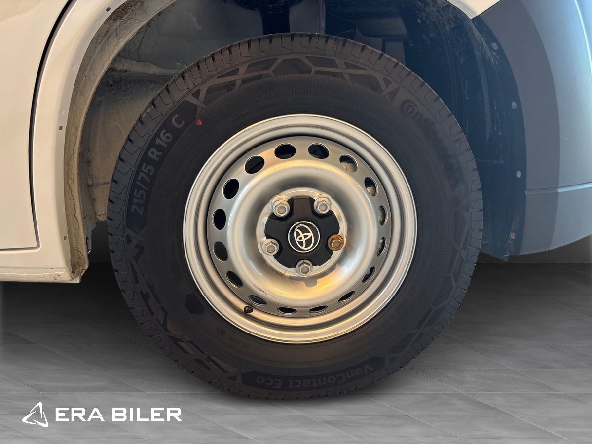 Billede af Toyota Proace Max 8 pallers Box/Lift 2,2 D Comfort Manuelt gear  