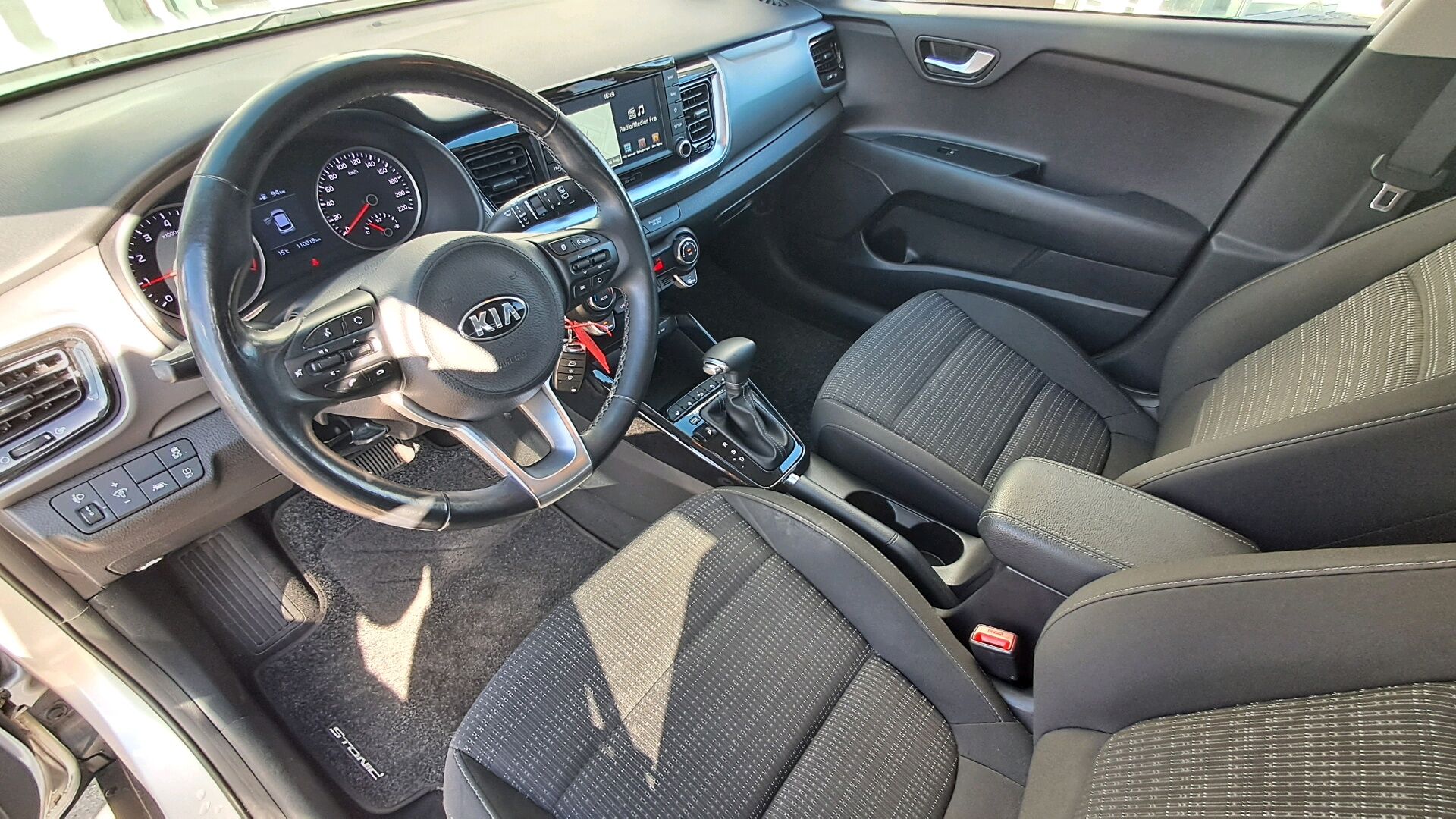 Billede af Kia Stonic 1,0 T-GDI Attraction Plus DCT 120HK 5d 7g Aut.