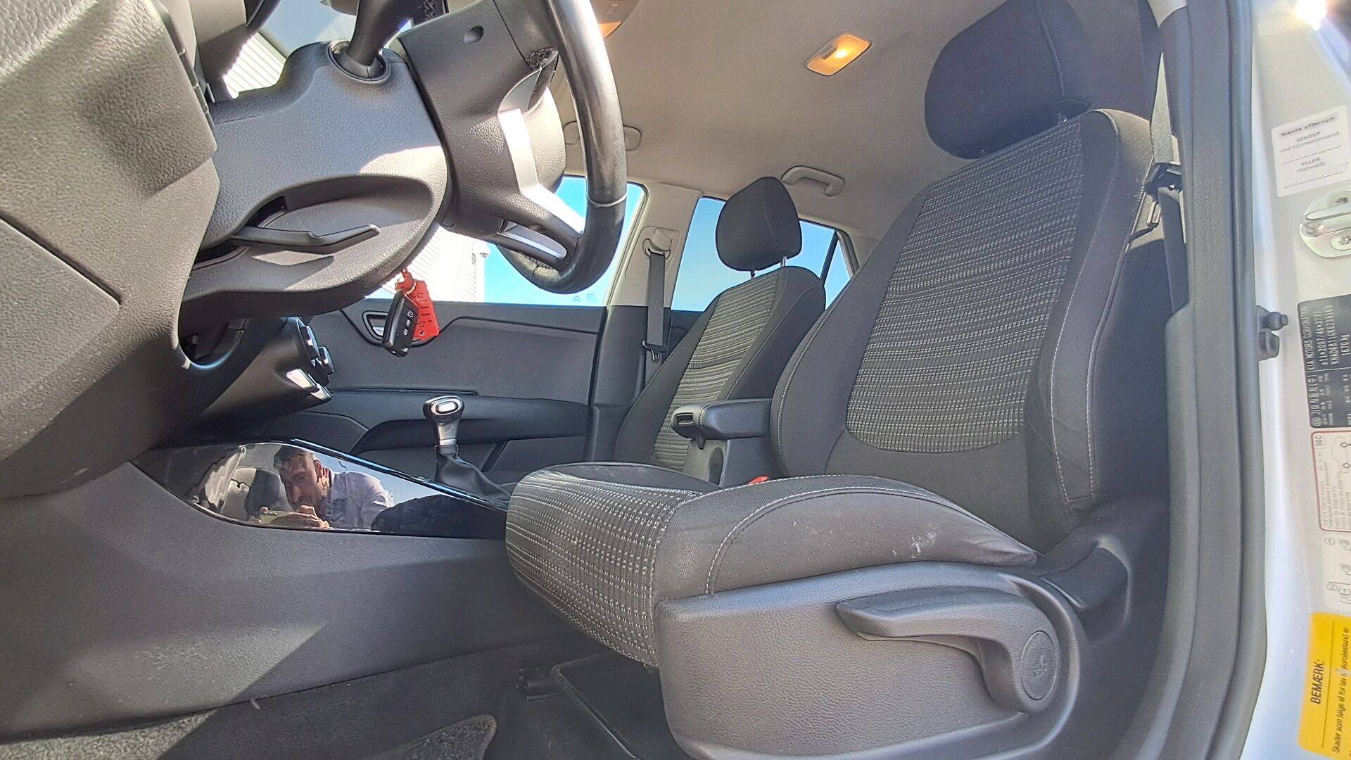 Billede af Kia Stonic 1,0 T-GDI Attraction Plus DCT 120HK 5d 7g Aut.