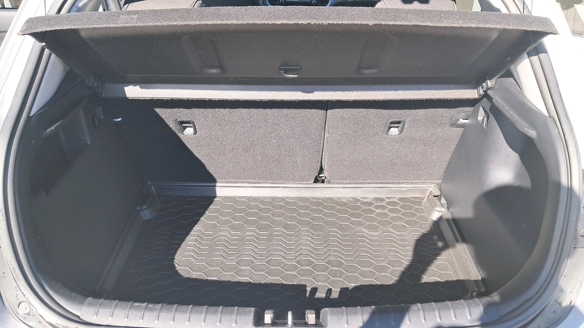 Billede af Kia Stonic 1,0 T-GDI Attraction Plus DCT 120HK 5d 7g Aut.