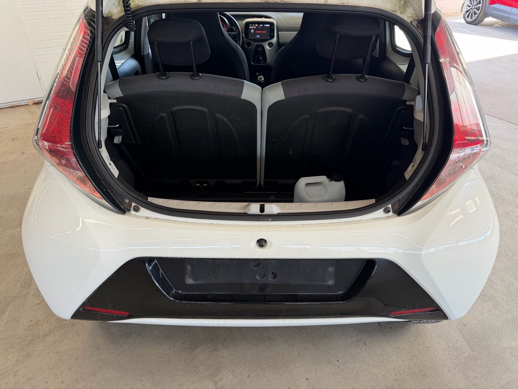 Billede af Toyota Aygo 1,0 VVT-I X-Play + X-Touch 69HK 5d