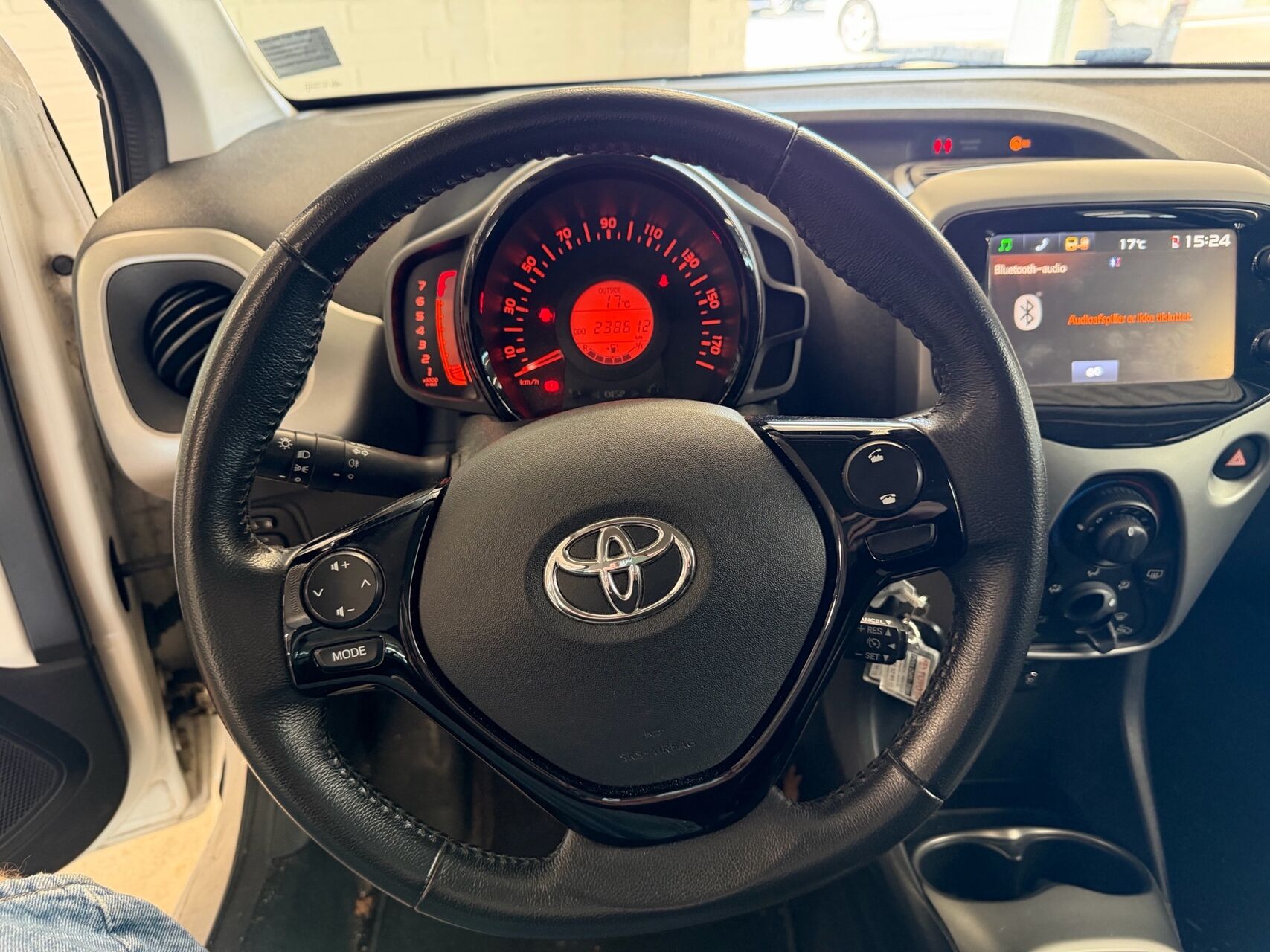 Billede af Toyota Aygo 1,0 VVT-I X-Play + X-Touch 69HK 5d