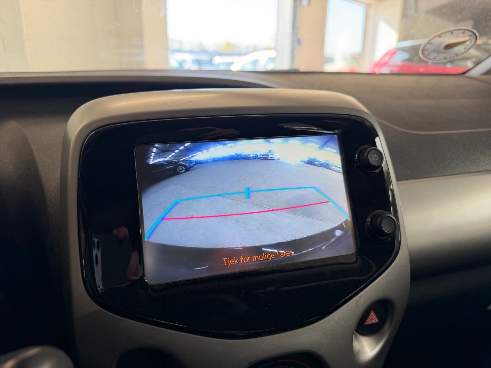 Billede af Toyota Aygo 1,0 VVT-I X-Play + X-Touch 69HK 5d