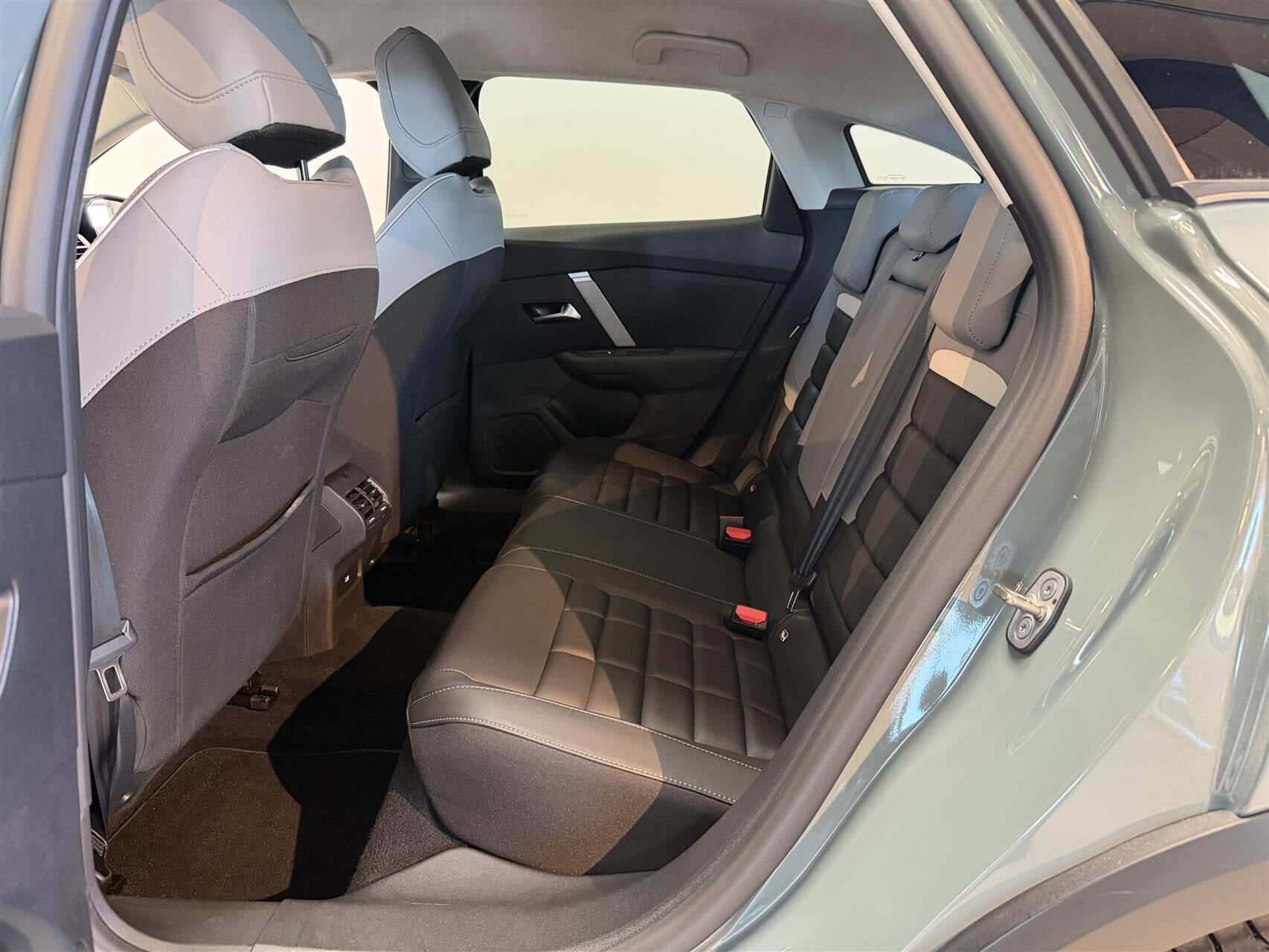 Billede af Citroën e-C4 EL Max 156HK 5d Aut.